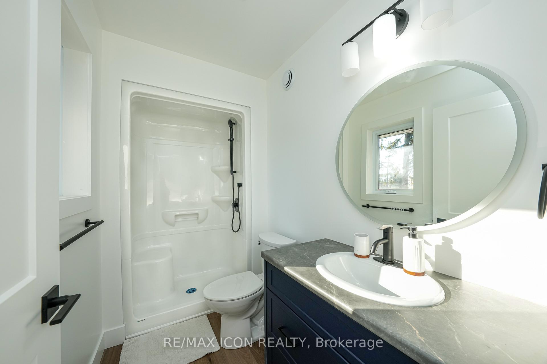 Photo 5 of Unit 2, 220 Ardross Street E, North Middlesex, Parkhill — HOMEH