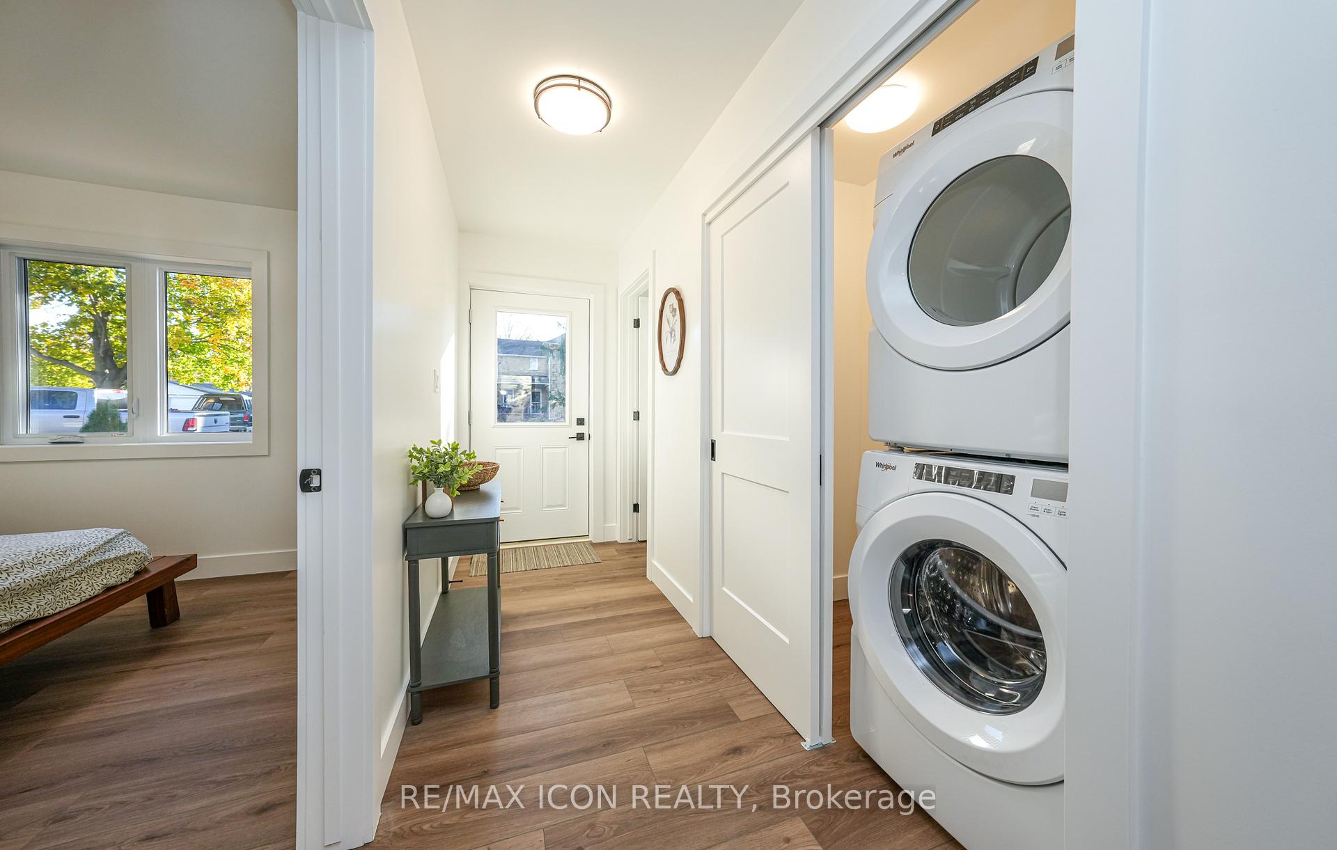 Photo 7 of Unit 2, 220 Ardross Street E, North Middlesex, Parkhill — HOMEH