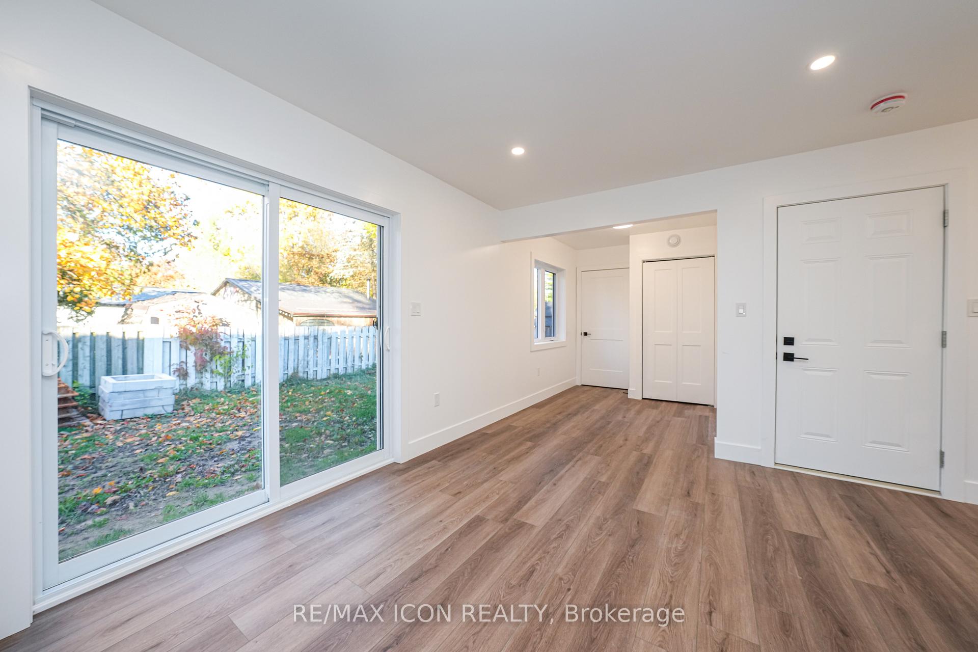 Photo 10 of Unit 2, 220 Ardross Street E, North Middlesex, Parkhill — HOMEH