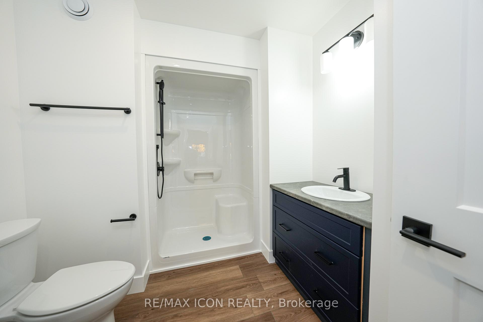Photo 11 of Unit 2, 220 Ardross Street E, North Middlesex, Parkhill — HOMEH
