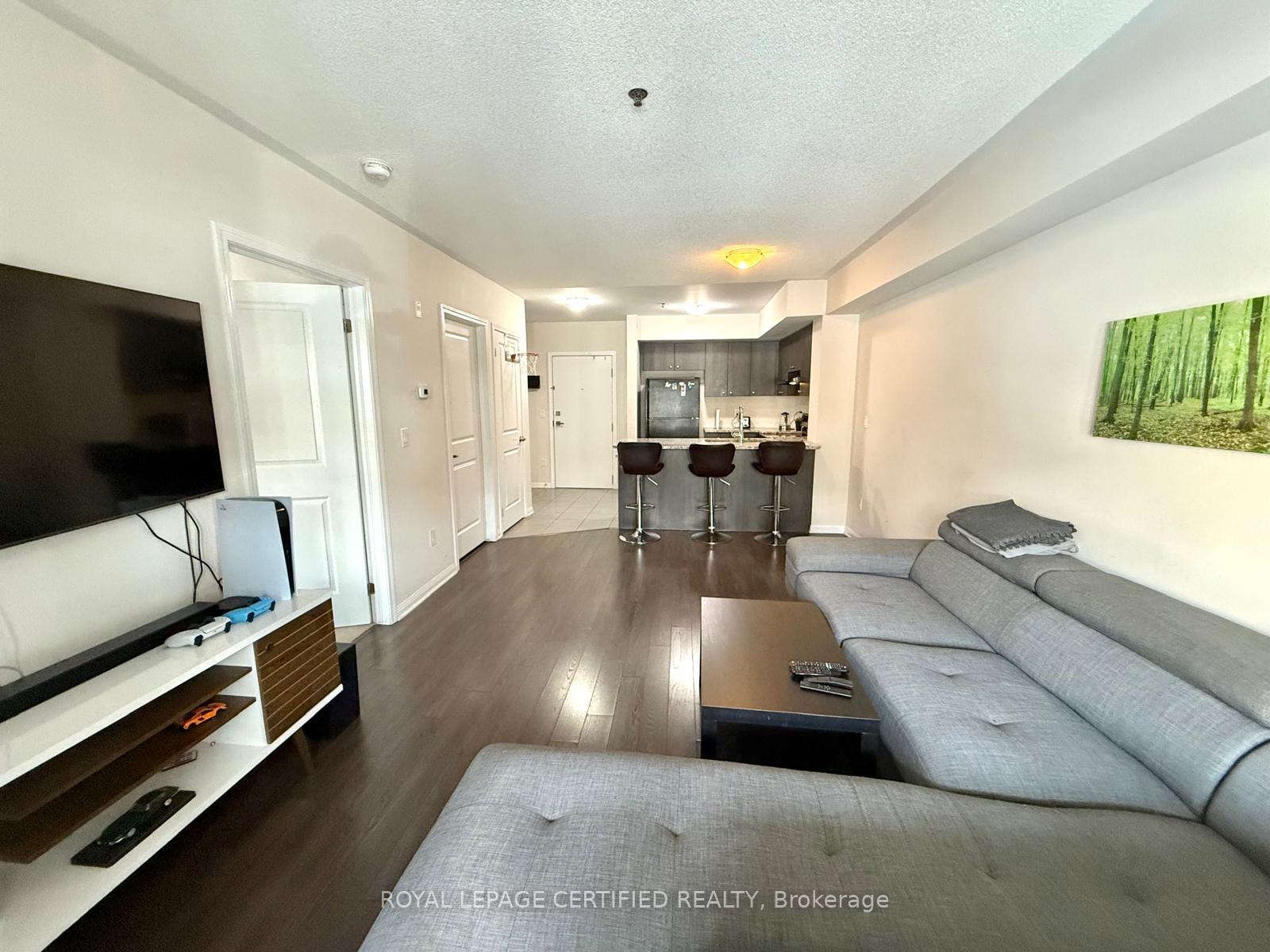Photo 2 of Unit 112, 60 Baycliffe Crescent, Brampton, Northwest Brampton — HOMEH