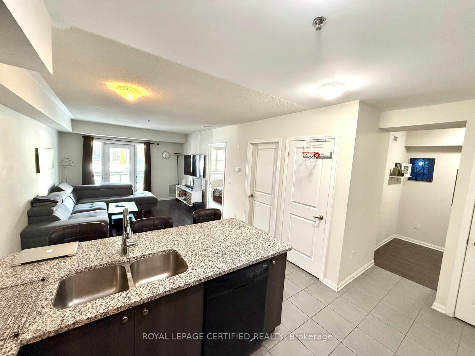 Photo 3 of Unit 112, 60 Baycliffe Crescent, Brampton, Northwest Brampton — HOMEH