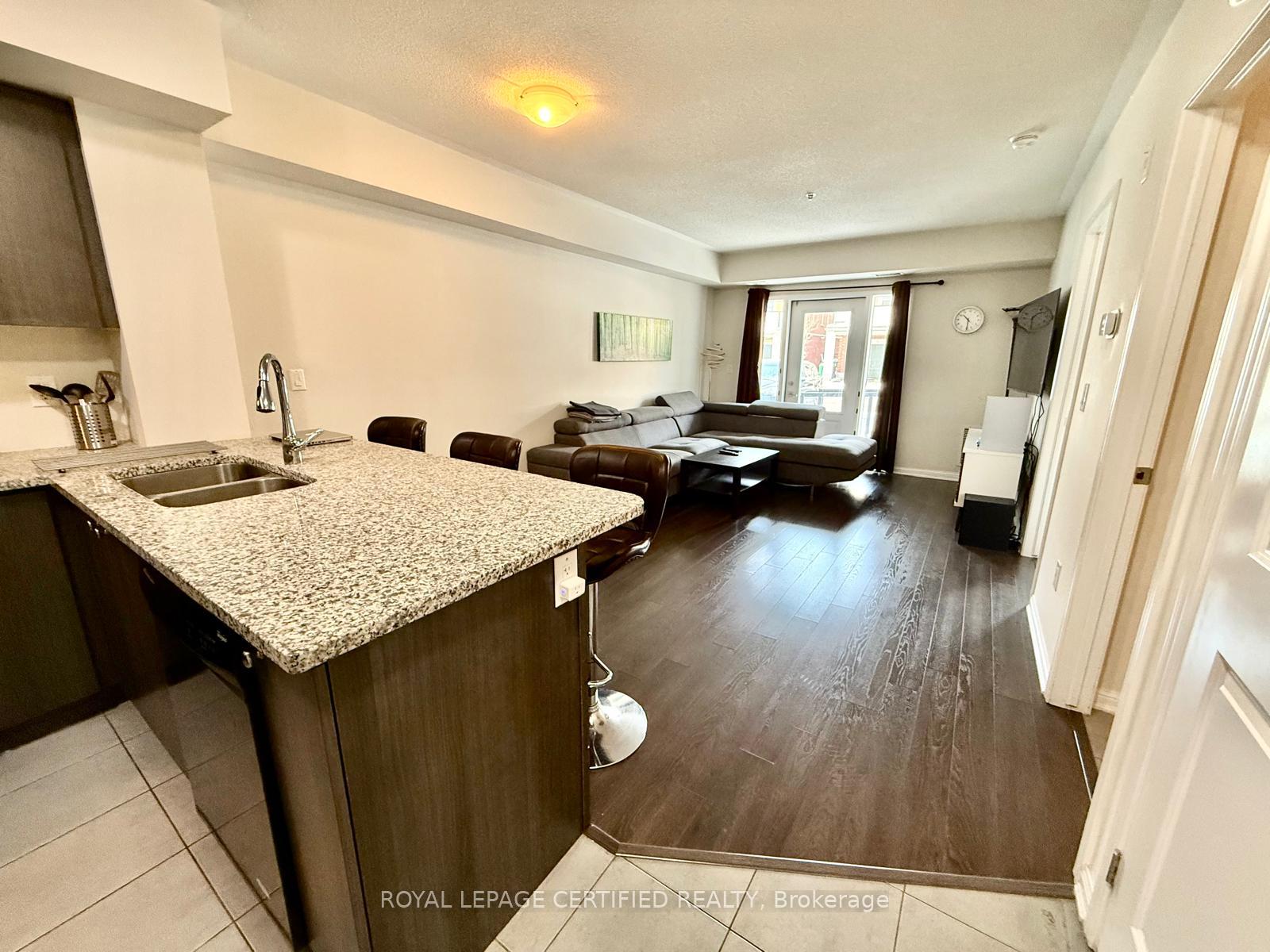 Photo 8 of Unit 112, 60 Baycliffe Crescent, Brampton, Northwest Brampton — HOMEH