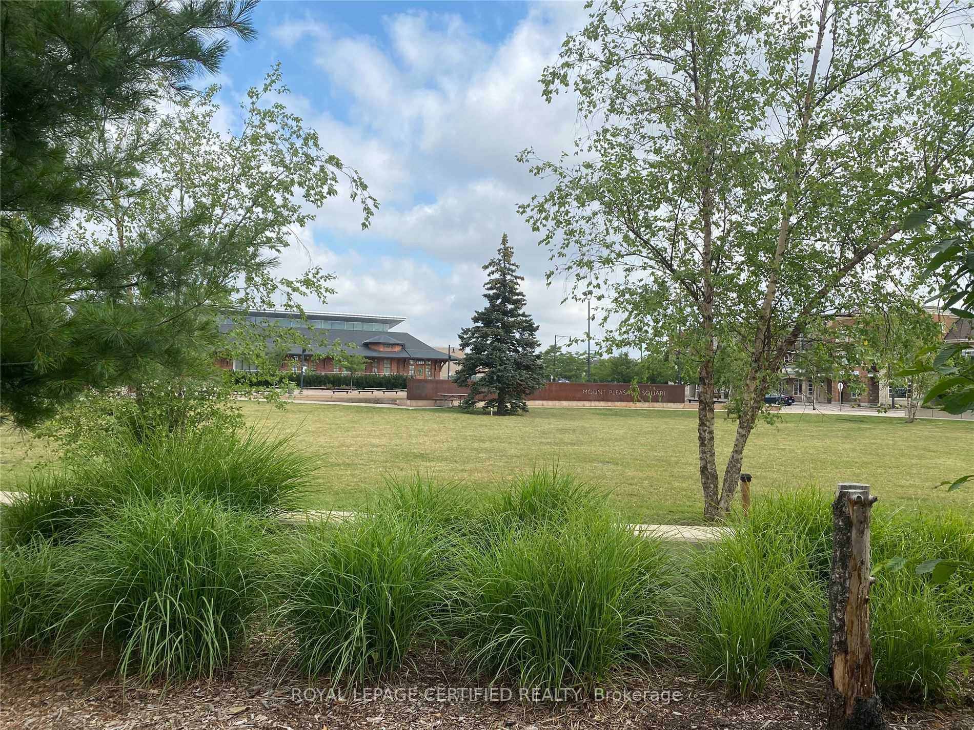 Photo 17 of Unit 112, 60 Baycliffe Crescent, Brampton, Northwest Brampton — HOMEH