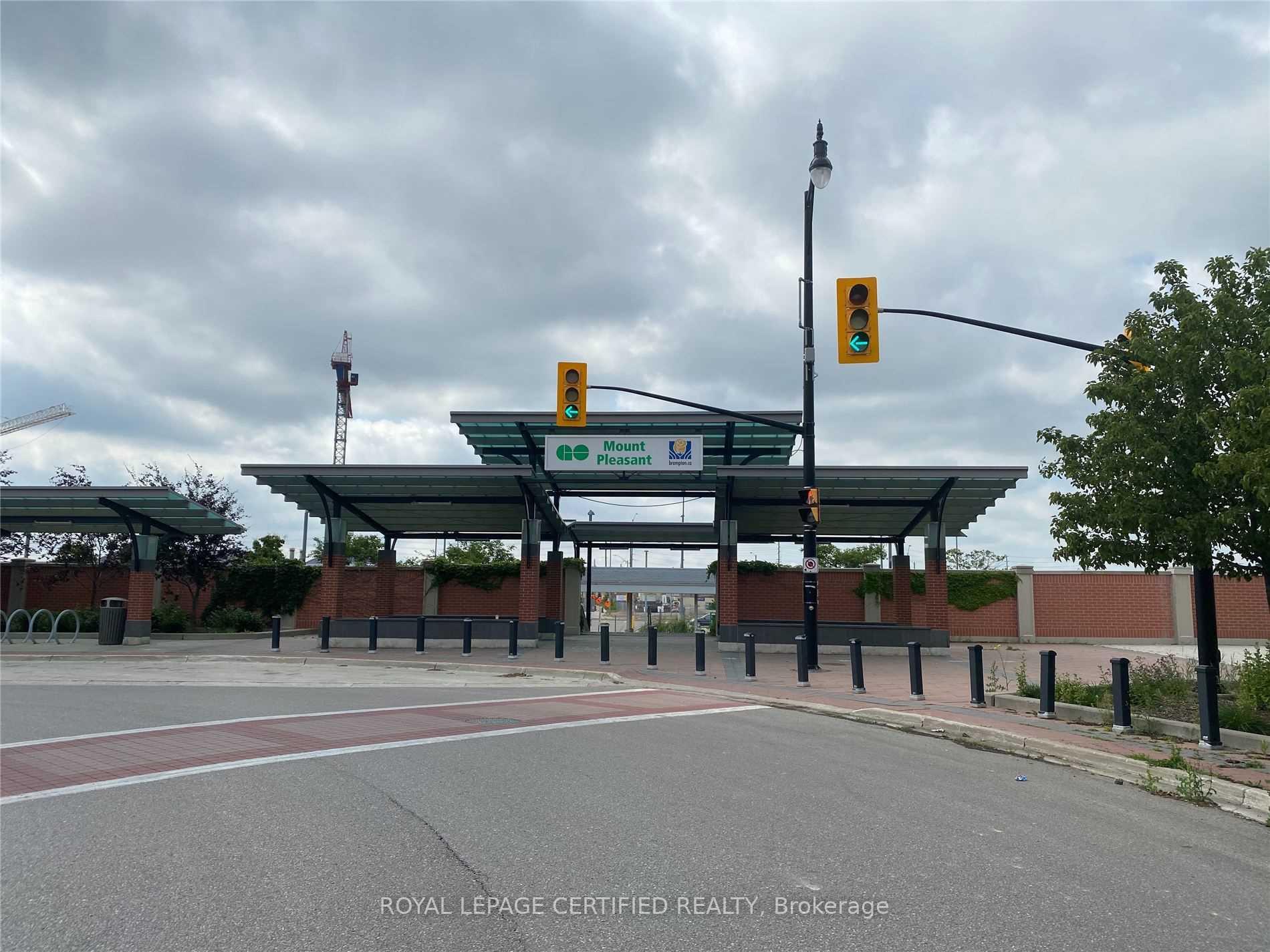 Photo 18 of Unit 112, 60 Baycliffe Crescent, Brampton, Northwest Brampton — HOMEH
