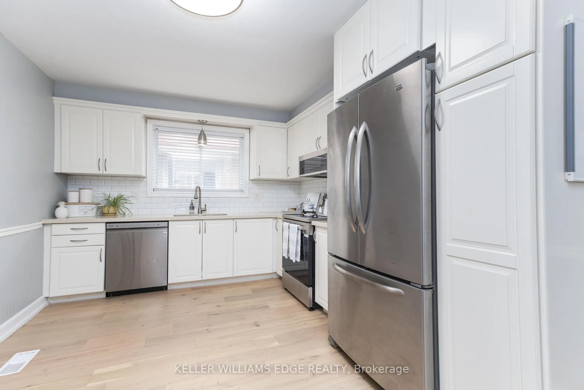 Photo 8 of 63 Lionsgate Avenue, Hamilton, Fessenden — HOMEH