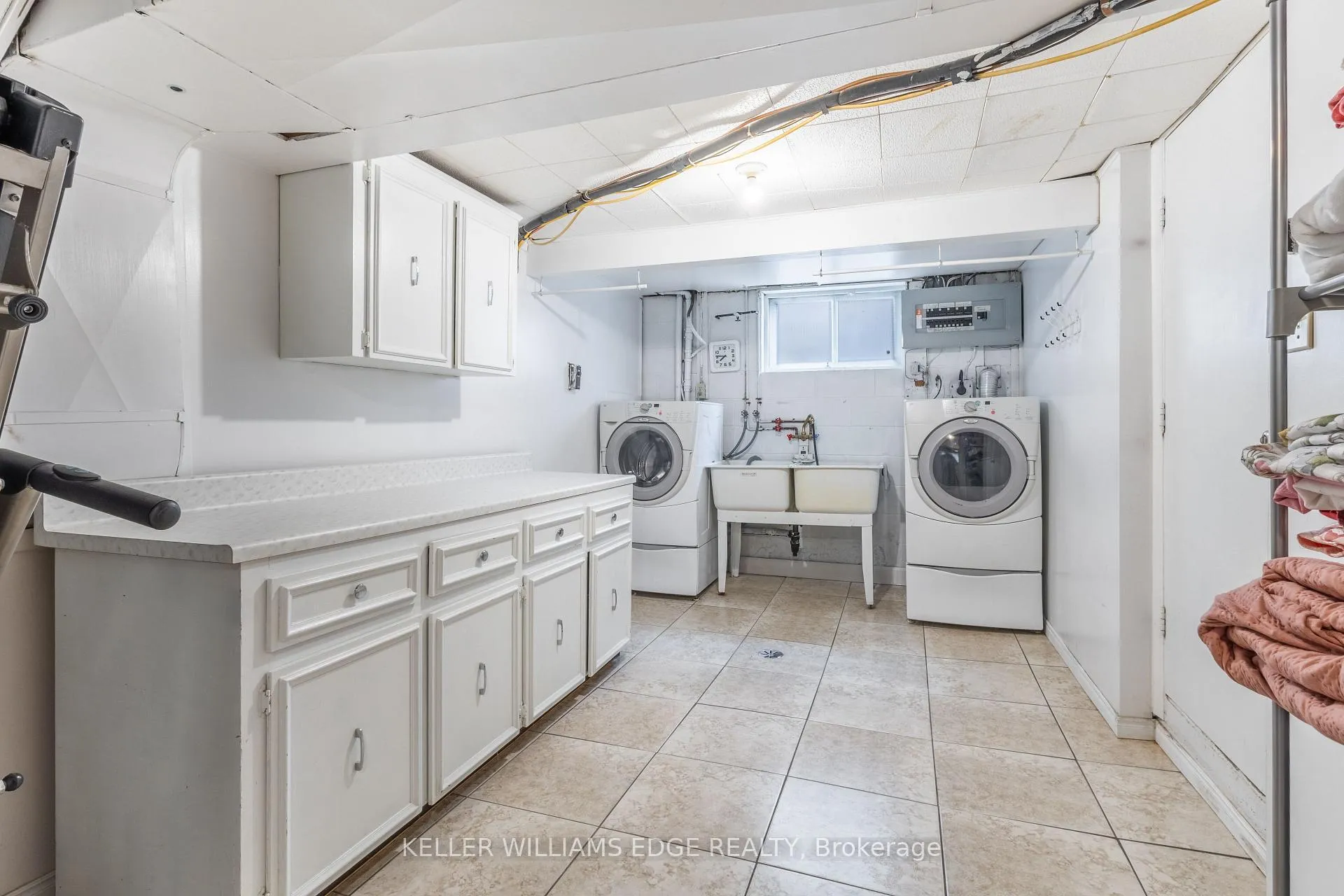 Photo 33 of 63 Lionsgate Avenue, Hamilton, Fessenden — HOMEH