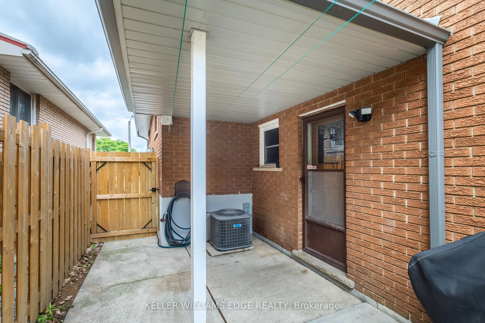 Photo 35 of 63 Lionsgate Avenue, Hamilton, Fessenden — HOMEH