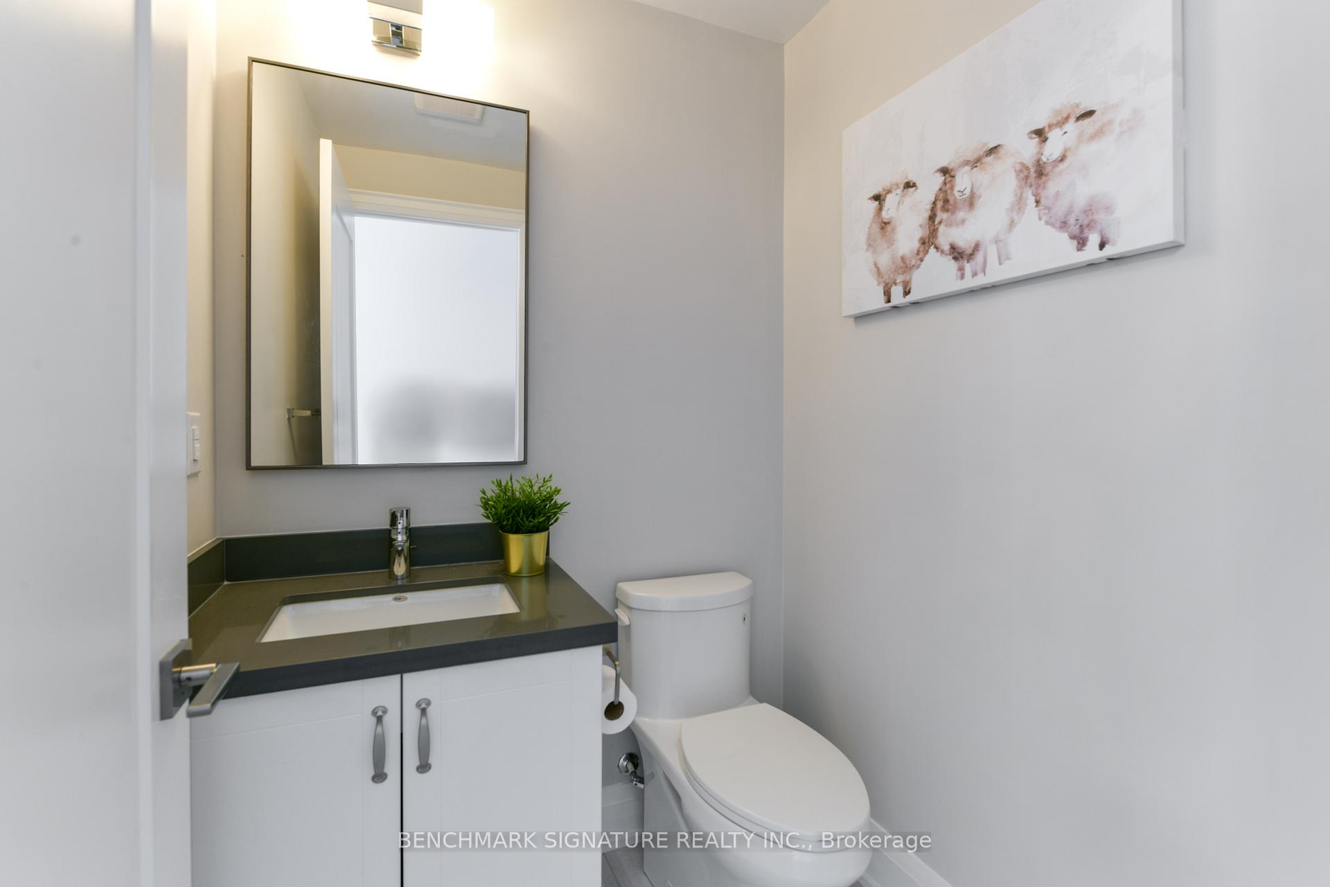 Photo 21 of 21 Gandhi Lane, Markham, Thornhill — HOMEH