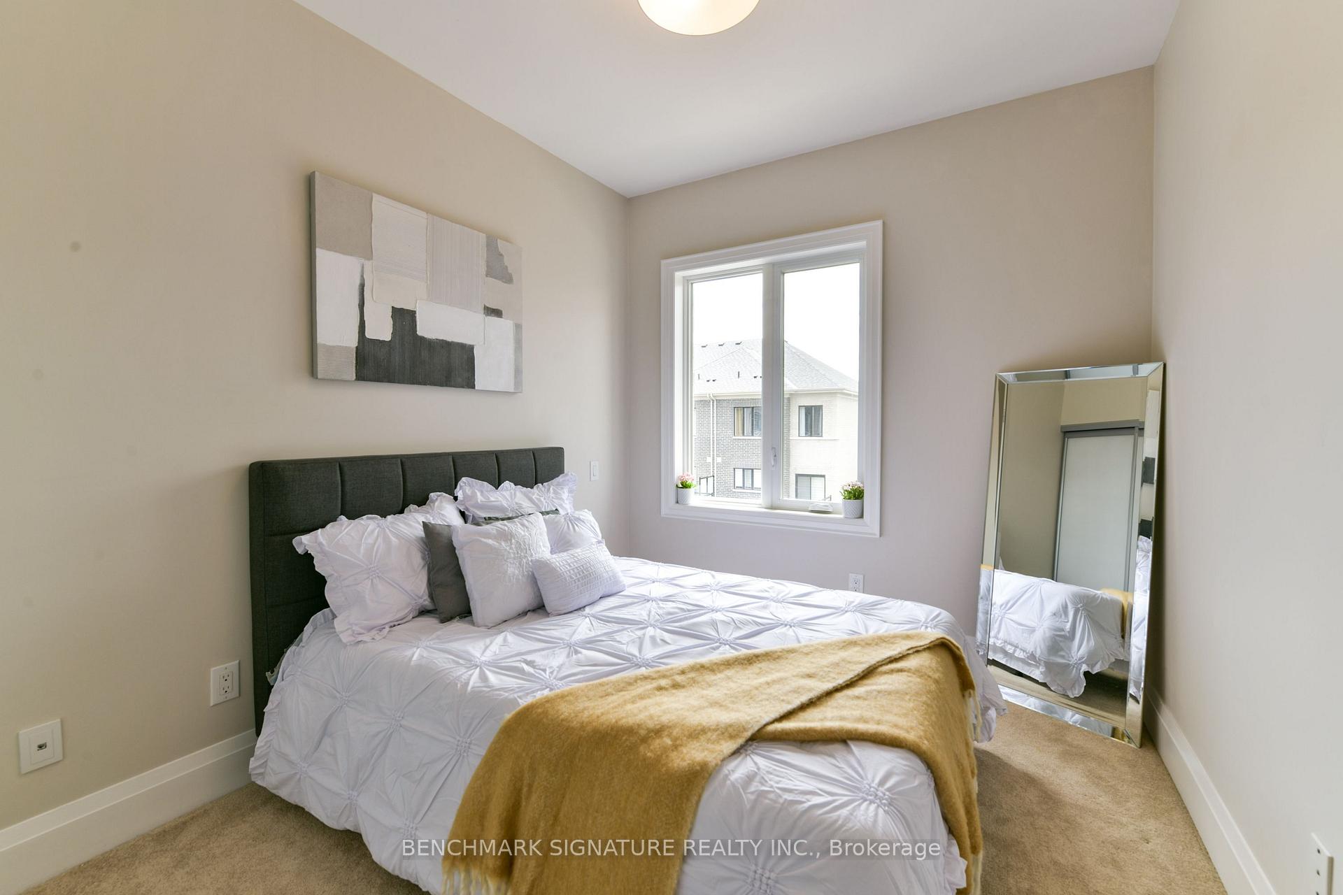 Photo 31 of 21 Gandhi Lane, Markham, Thornhill — HOMEH