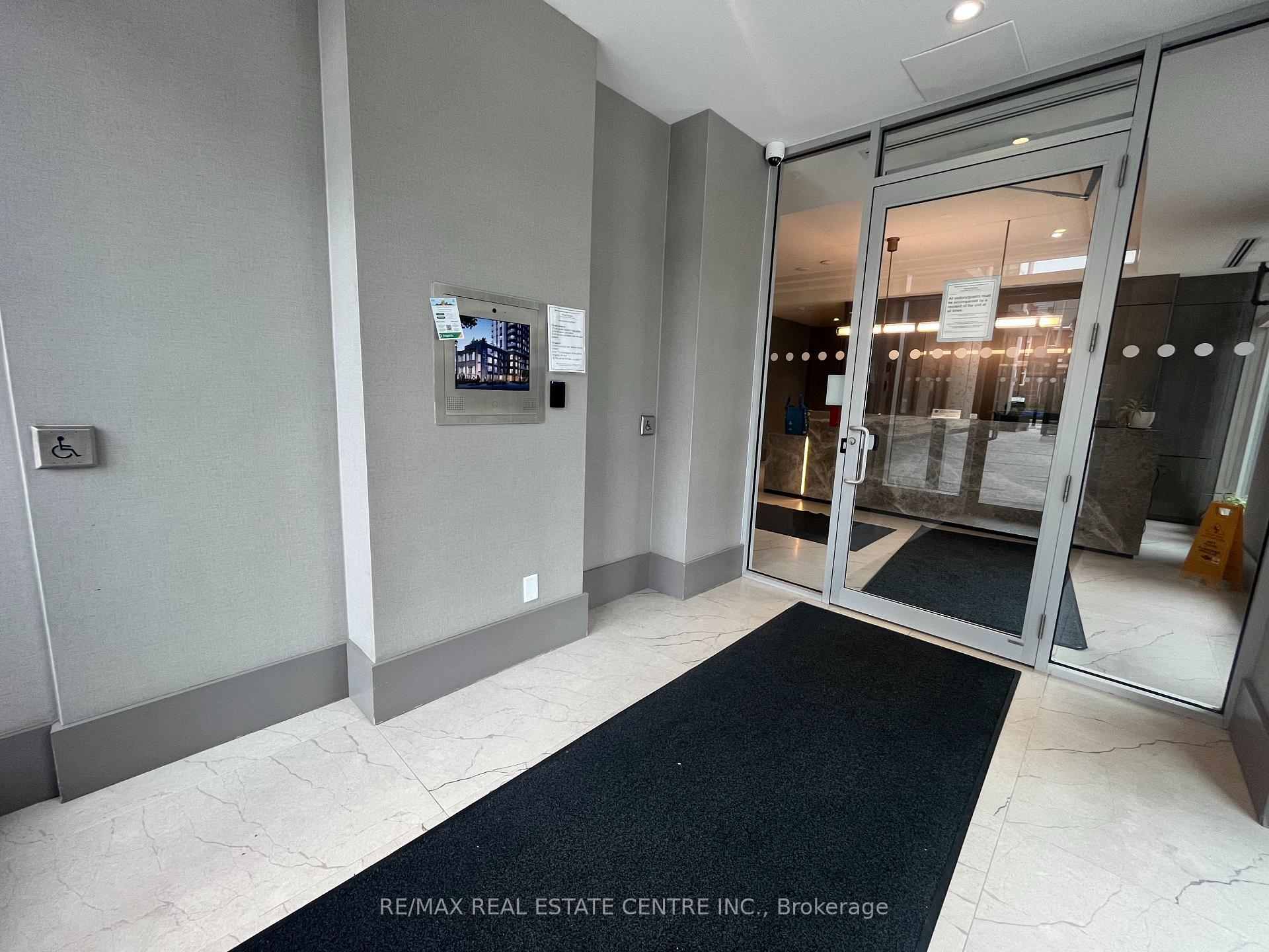 Photo 4 of Unit 2404, 55 Duke Street W, Kitchener — HOMEH