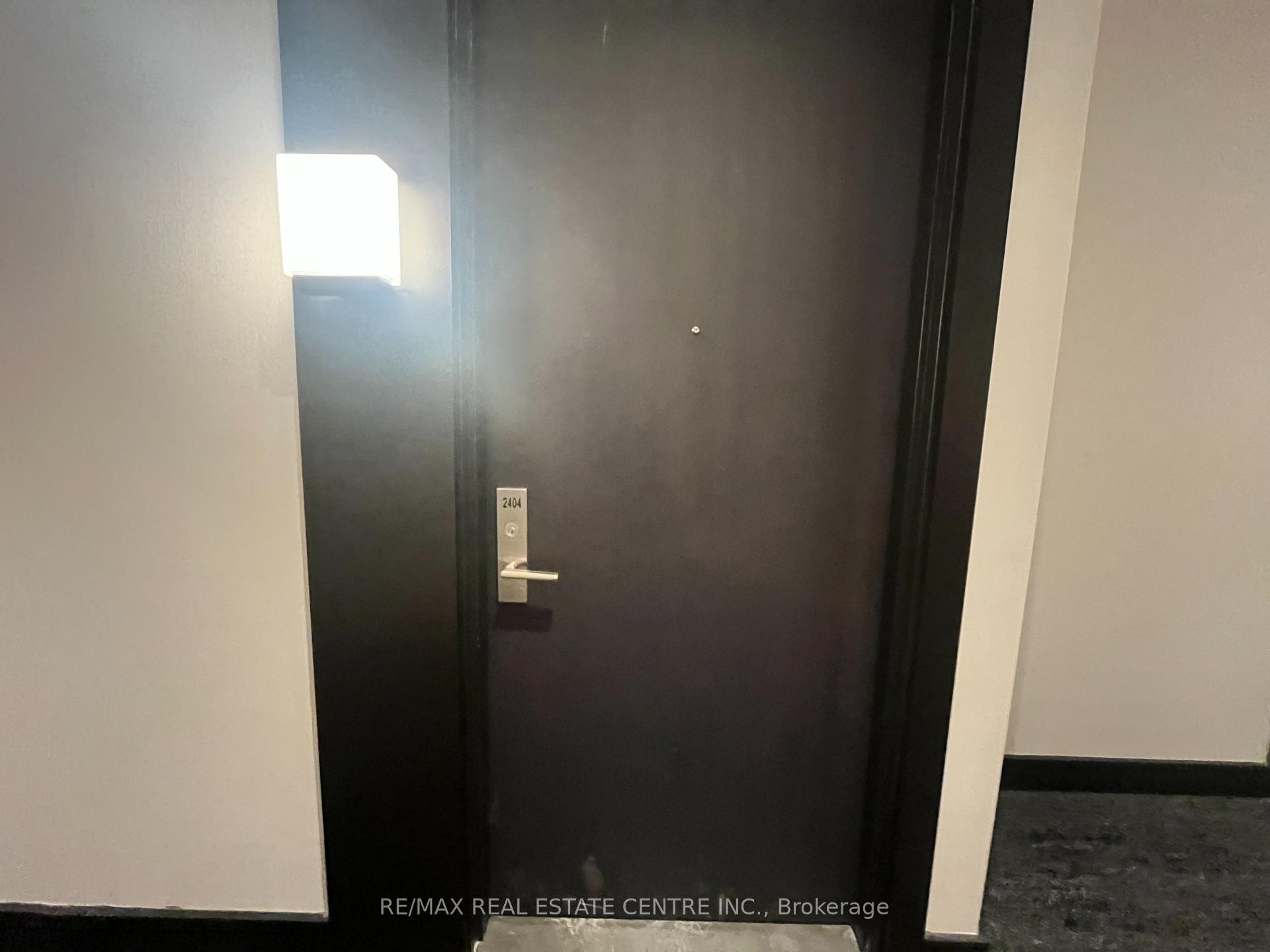 Photo 7 of Unit 2404, 55 Duke Street W, Kitchener — HOMEH
