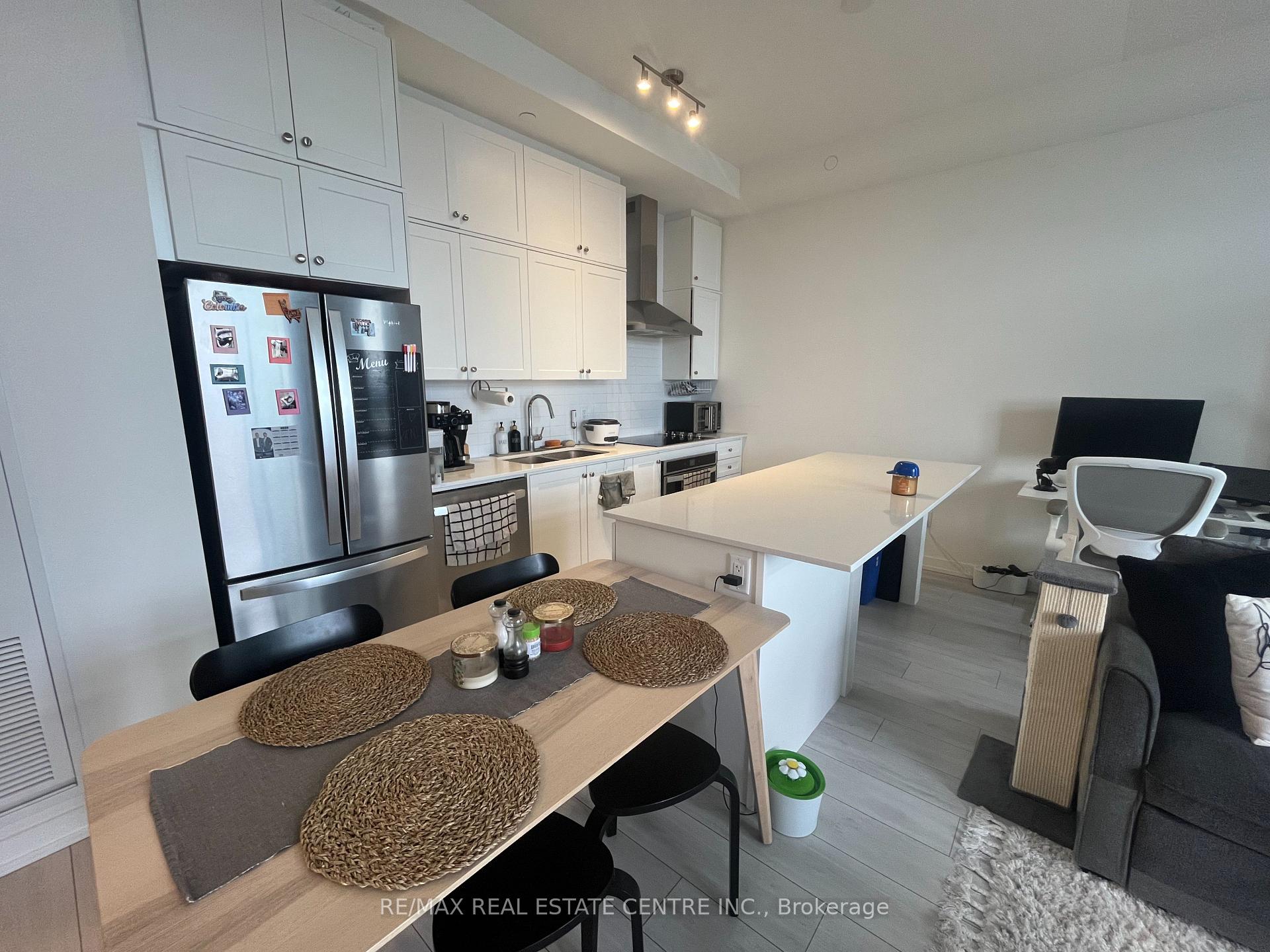 Photo 11 of Unit 2404, 55 Duke Street W, Kitchener — HOMEH
