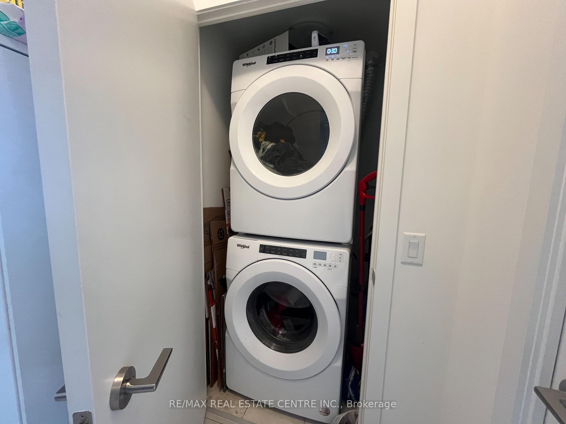 Photo 19 of Unit 2404, 55 Duke Street W, Kitchener — HOMEH