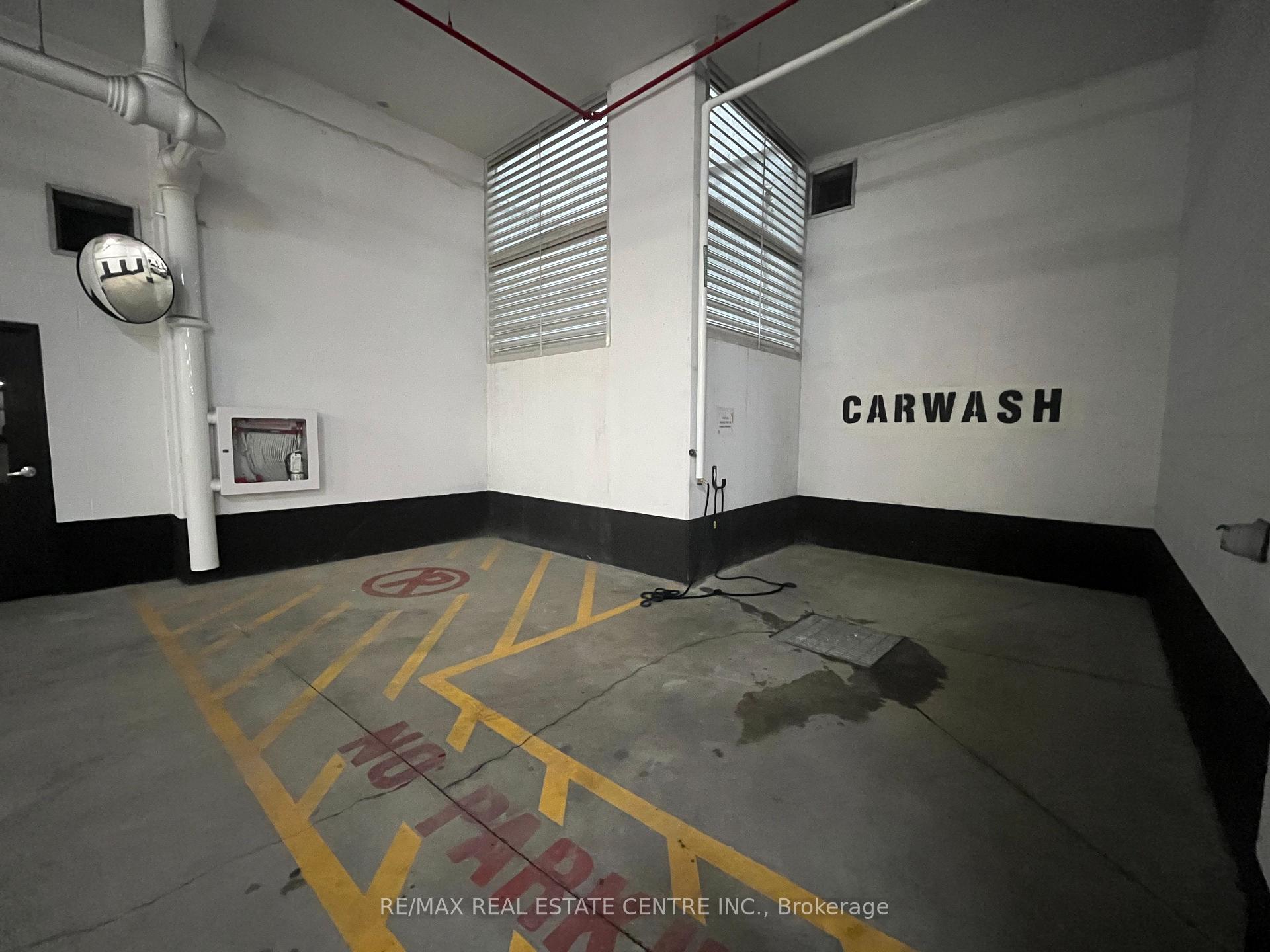 Photo 35 of Unit 2404, 55 Duke Street W, Kitchener — HOMEH