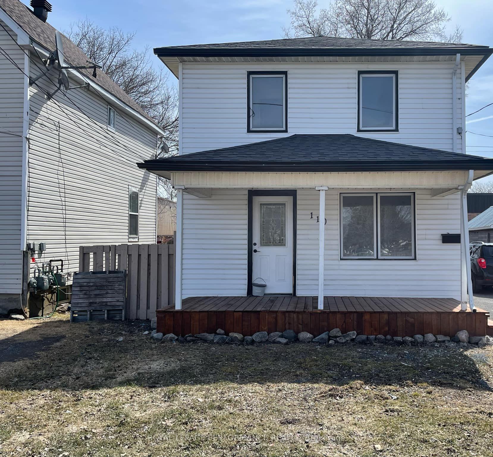 Photo 2 of 110 Eleventh Street E, Cornwall — HOMEH