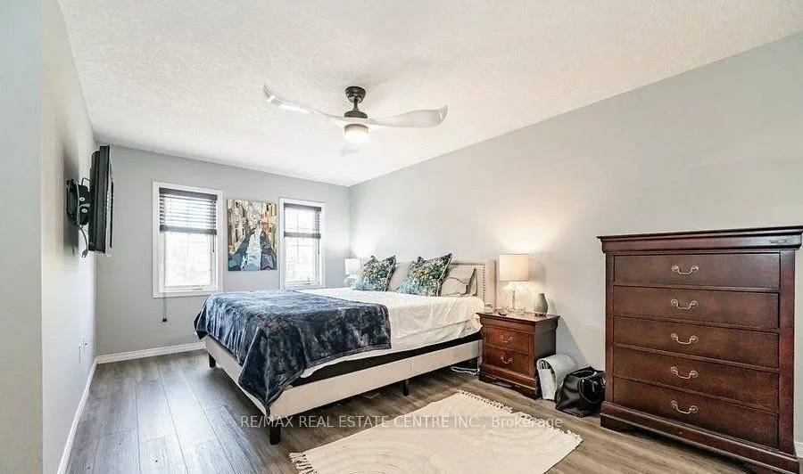 Photo 8 of 85 Bankside Drive, Kitchener, Highland West — HOMEH