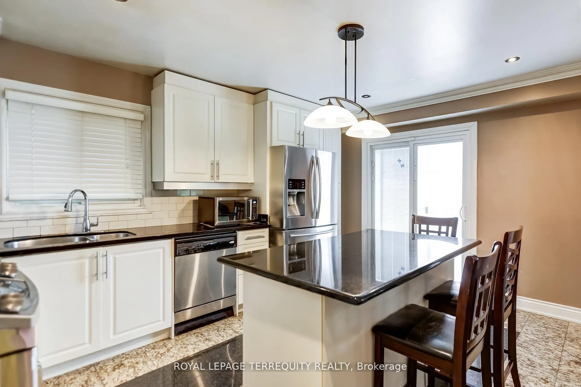 Photo 10 of 30 Wicks Drive, Ajax, Central East — HOMEH