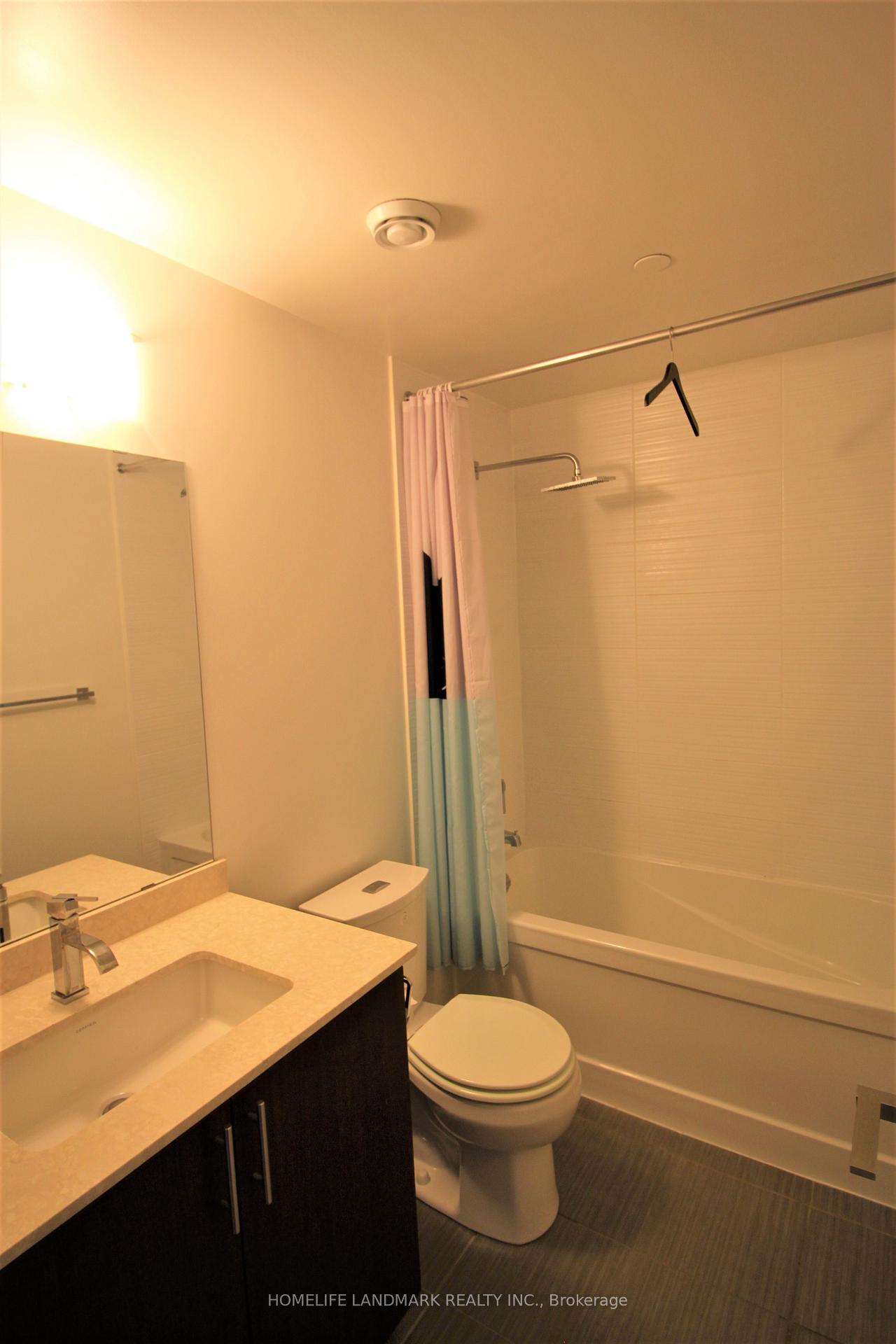 Photo 7 of Unit 931, 7161 Yonge Street, Markham, Grandview — HOMEH