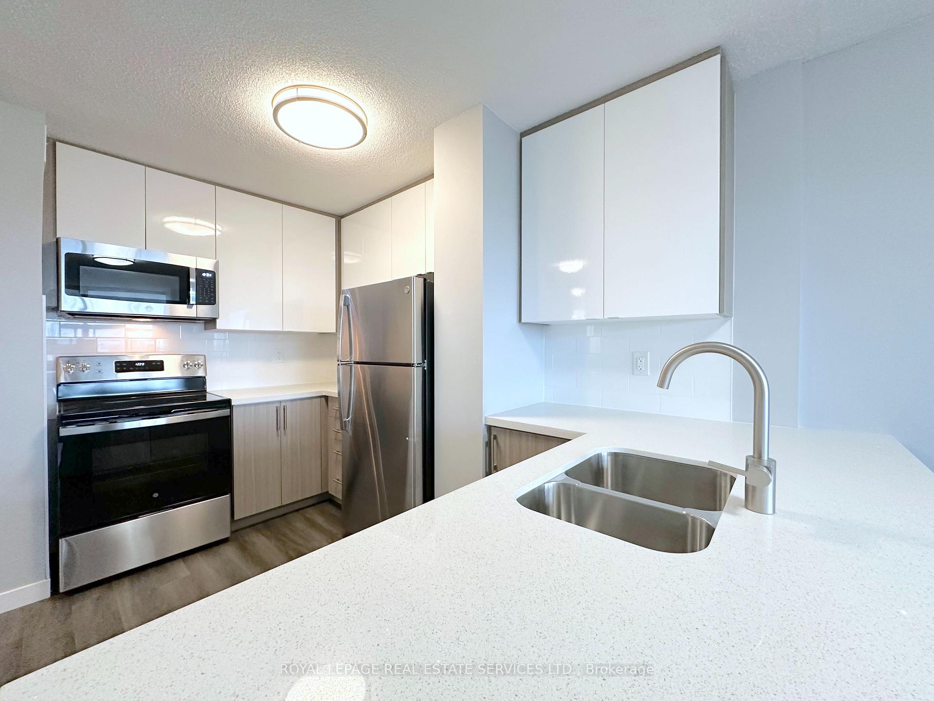 Photo 3 of Unit 2312, 2575 Danforth Avenue, Toronto, East End-Danforth — HOMEH