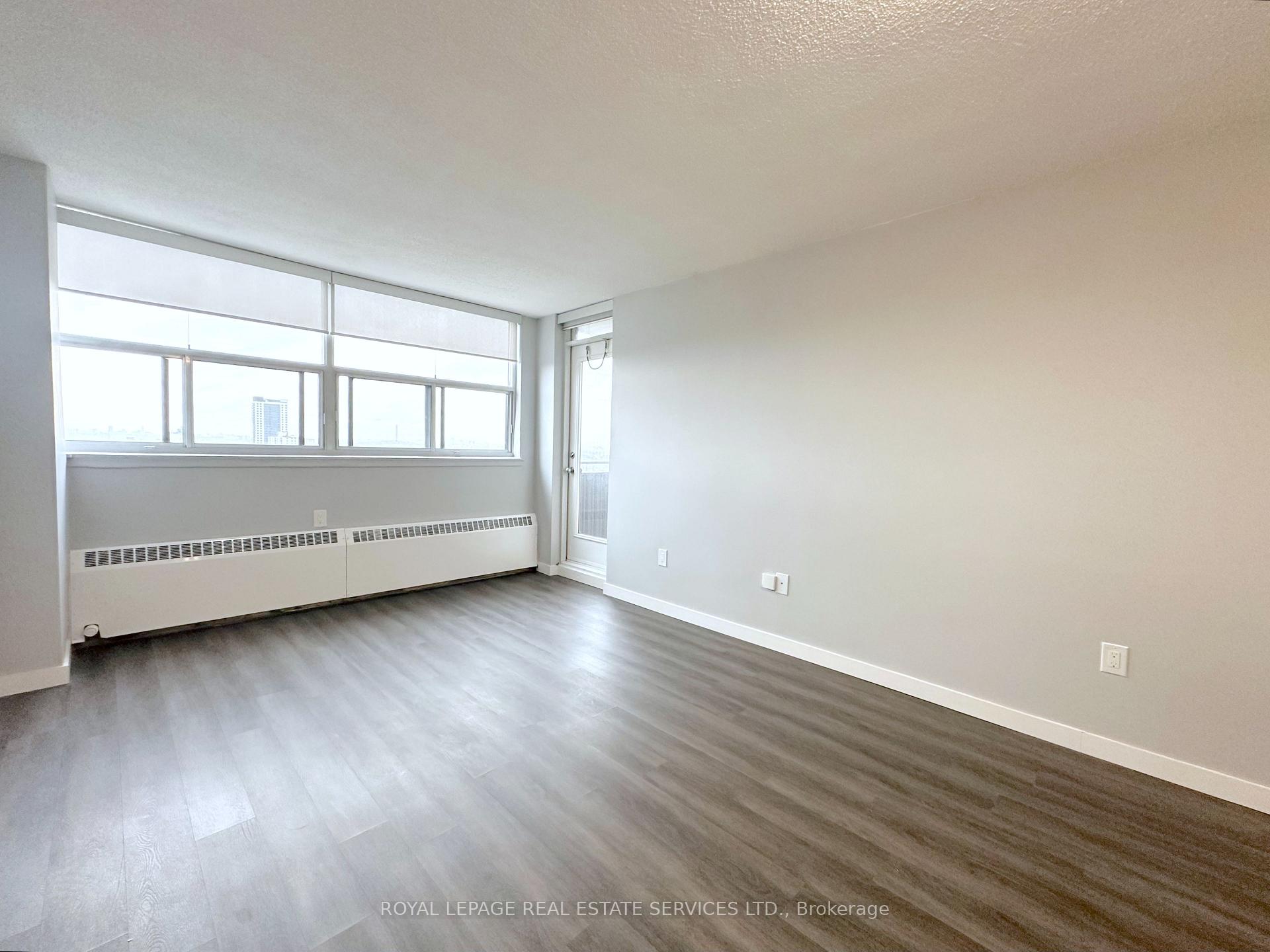 Photo 4 of Unit 2312, 2575 Danforth Avenue, Toronto, East End-Danforth — HOMEH