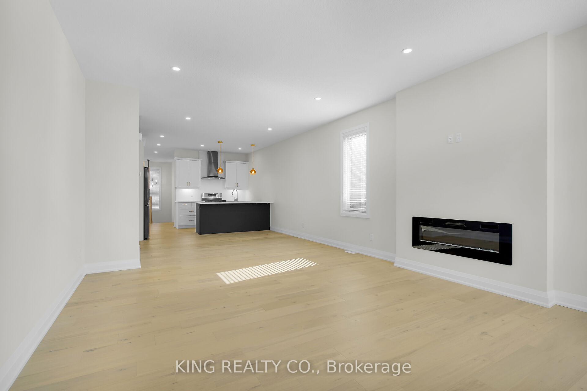 Photo 3 of Unit 21, 383 Daventry Way, Middlesex Centre, Rural Middlesex Centre — HOMEH