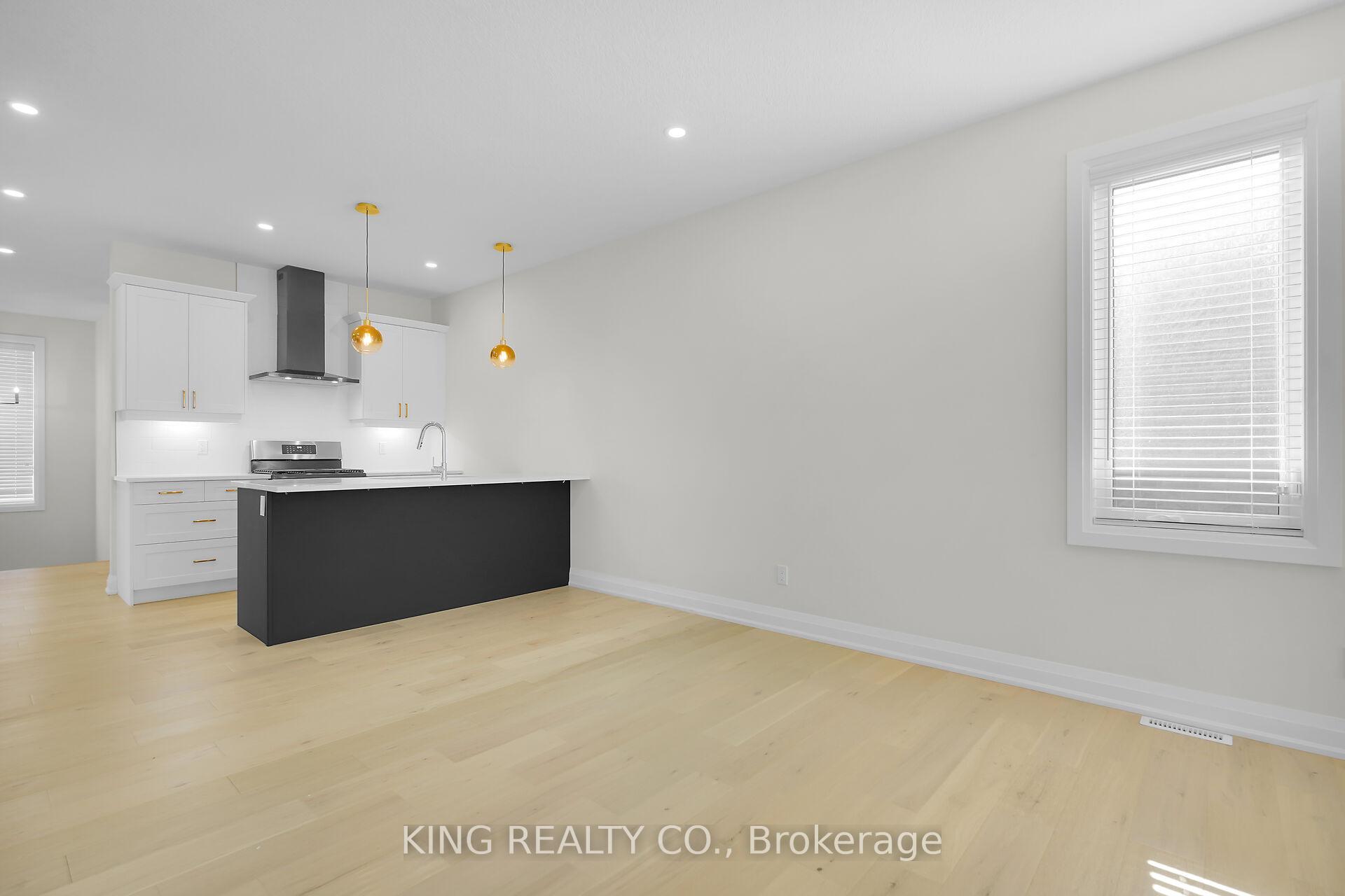 Photo 5 of Unit 21, 383 Daventry Way, Middlesex Centre, Rural Middlesex Centre — HOMEH