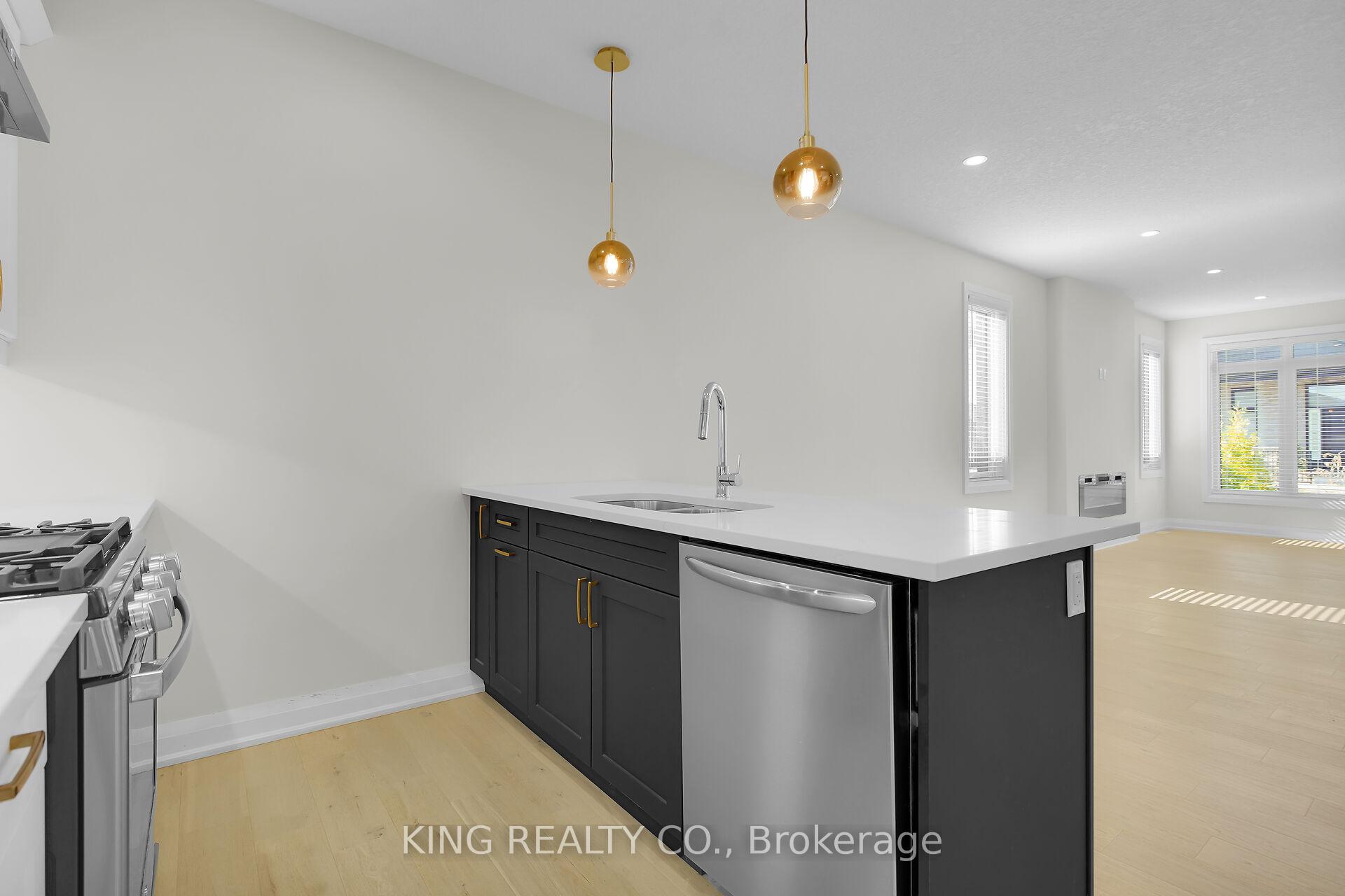 Photo 9 of Unit 21, 383 Daventry Way, Middlesex Centre, Rural Middlesex Centre — HOMEH