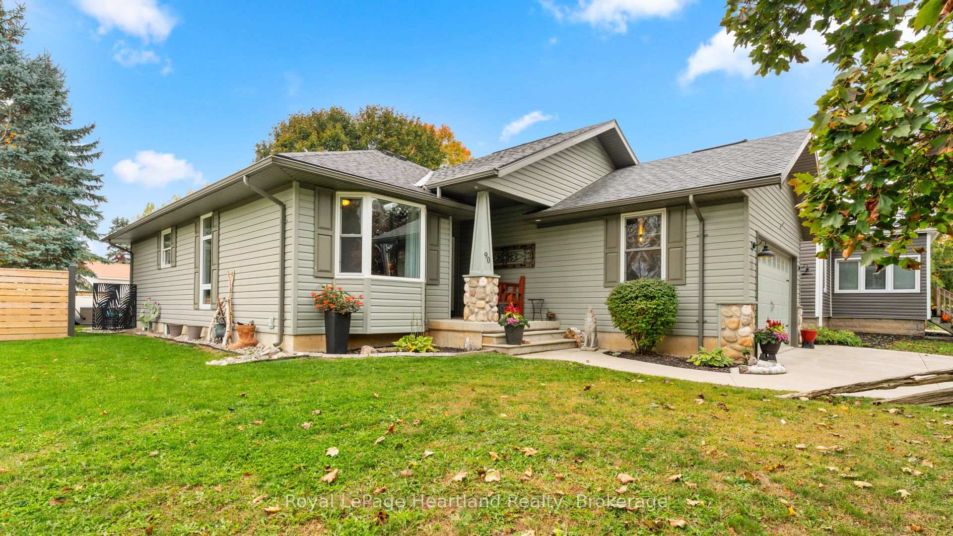 Photo 3 of 90 Joseph Street, Central Huron, Clinton — HOMEH