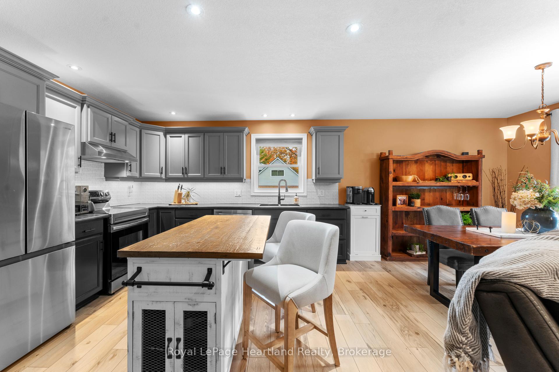 Photo 6 of 90 Joseph Street, Central Huron, Clinton — HOMEH