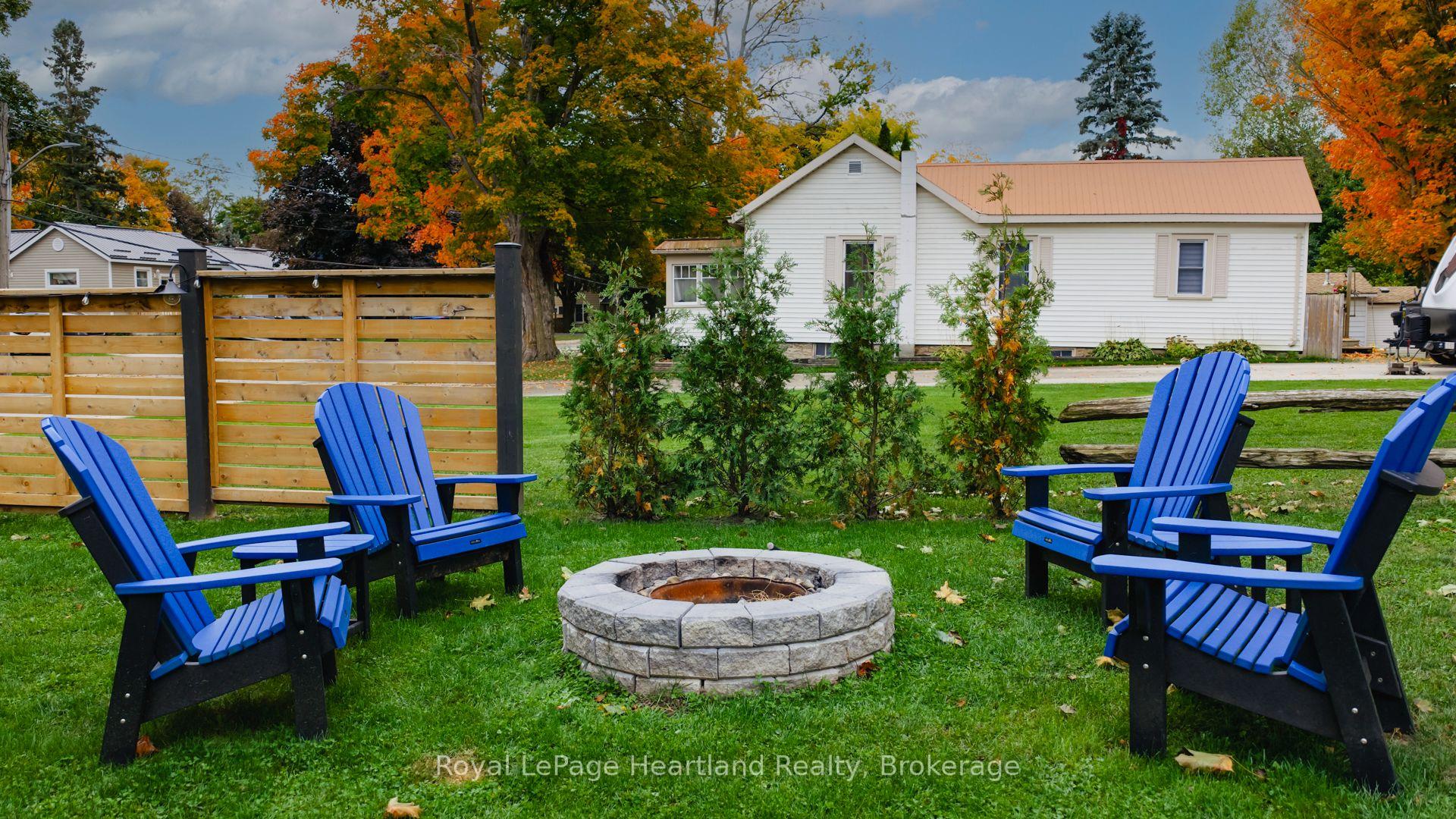 Photo 38 of 90 Joseph Street, Central Huron, Clinton — HOMEH