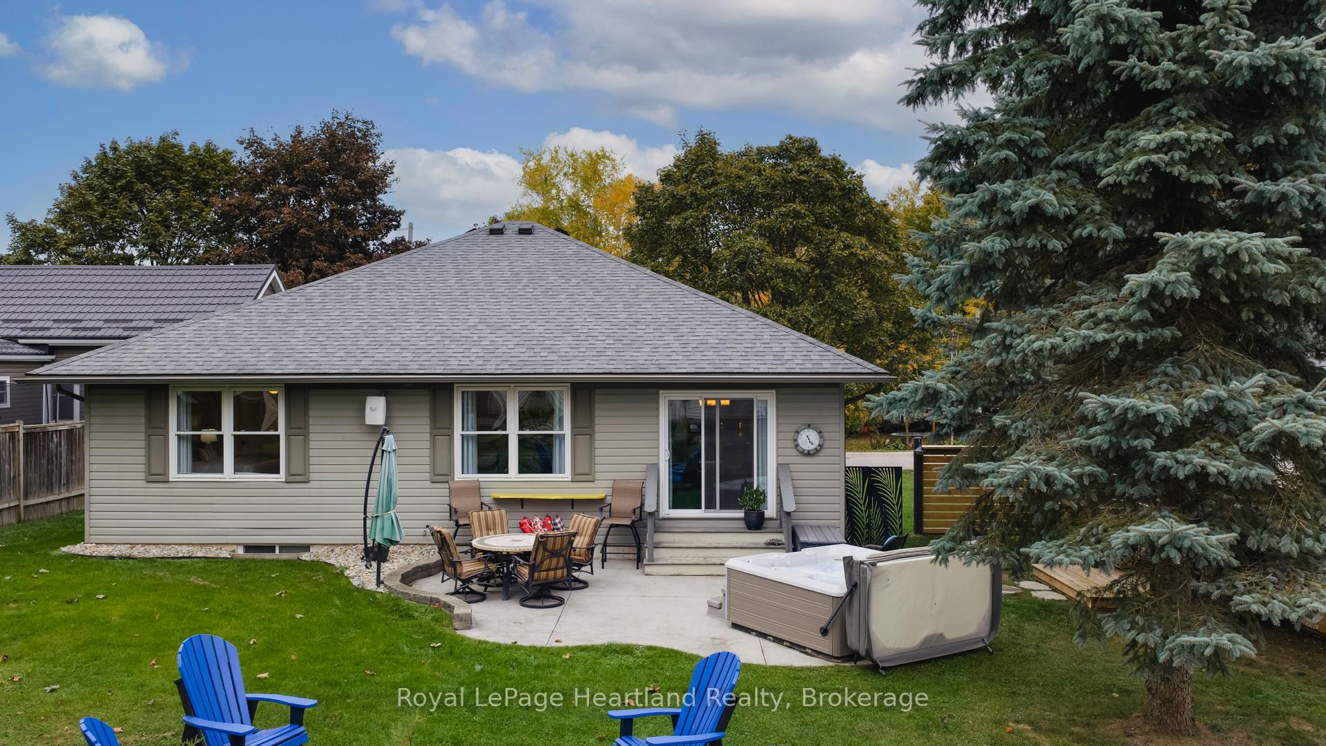Photo 36 of 90 Joseph Street, Central Huron, Clinton — HOMEH