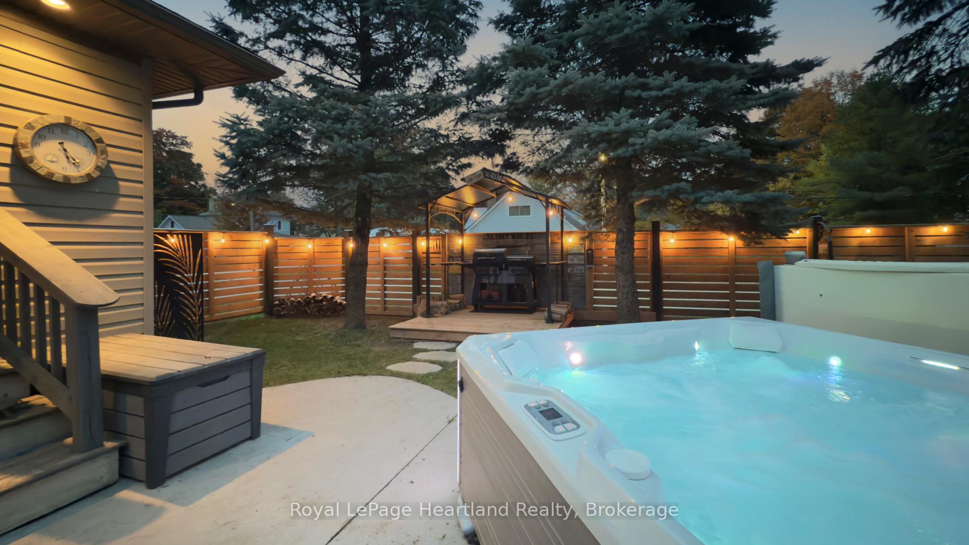 Photo 35 of 90 Joseph Street, Central Huron, Clinton — HOMEH