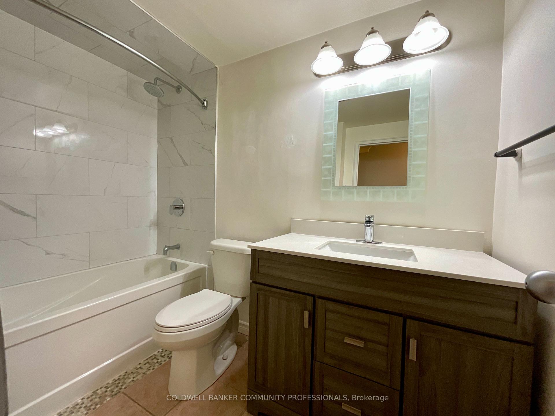 Photo 8 of Unit 506, 81 Charlton Avenue E, Hamilton, Corktown — HOMEH