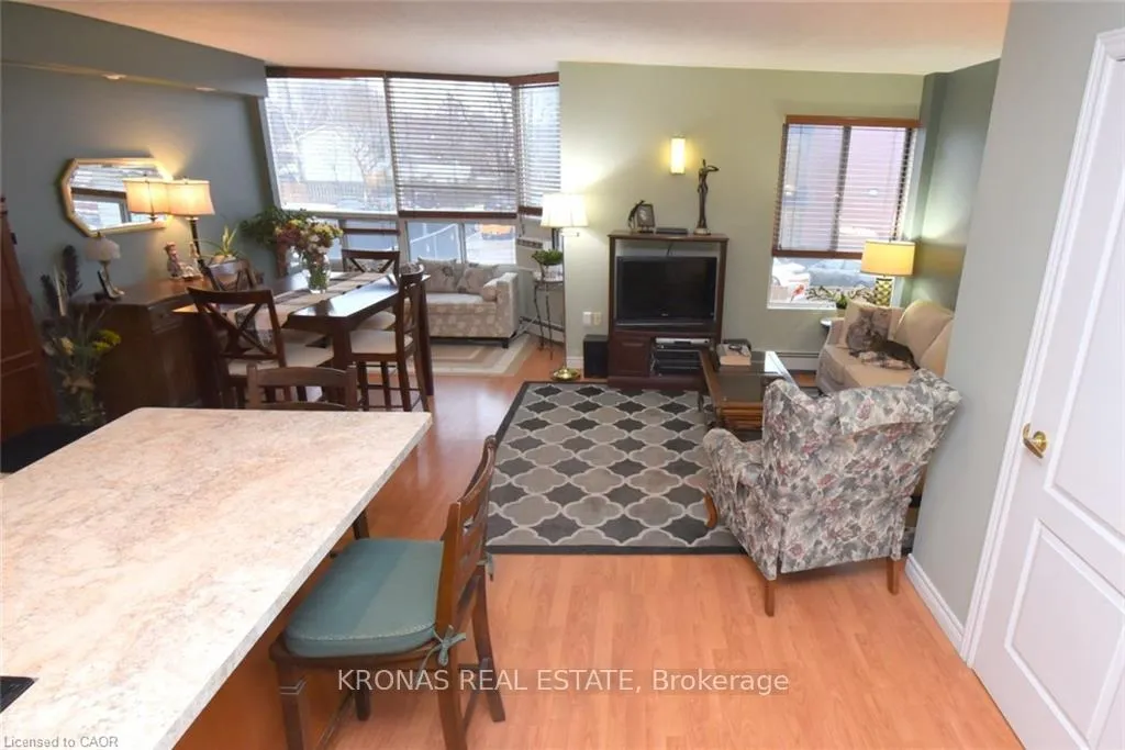 Photo 8 of Unit 206, 10 John Street, Hamilton, Dundas — HOMEH