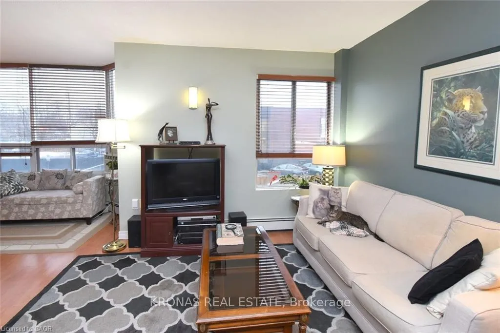 Photo 11 of Unit 206, 10 John Street, Hamilton, Dundas — HOMEH