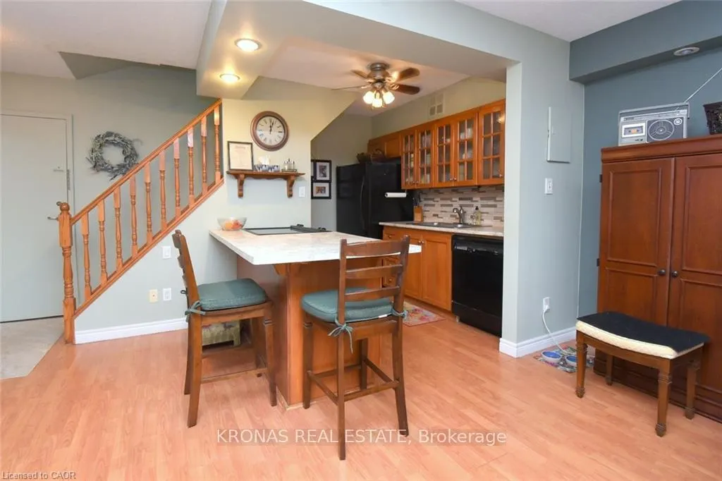 Photo 19 of Unit 206, 10 John Street, Hamilton, Dundas — HOMEH