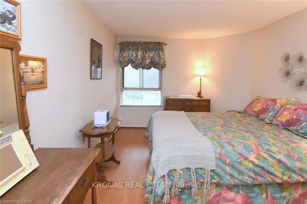 Photo 24 of Unit 206, 10 John Street, Hamilton, Dundas — HOMEH