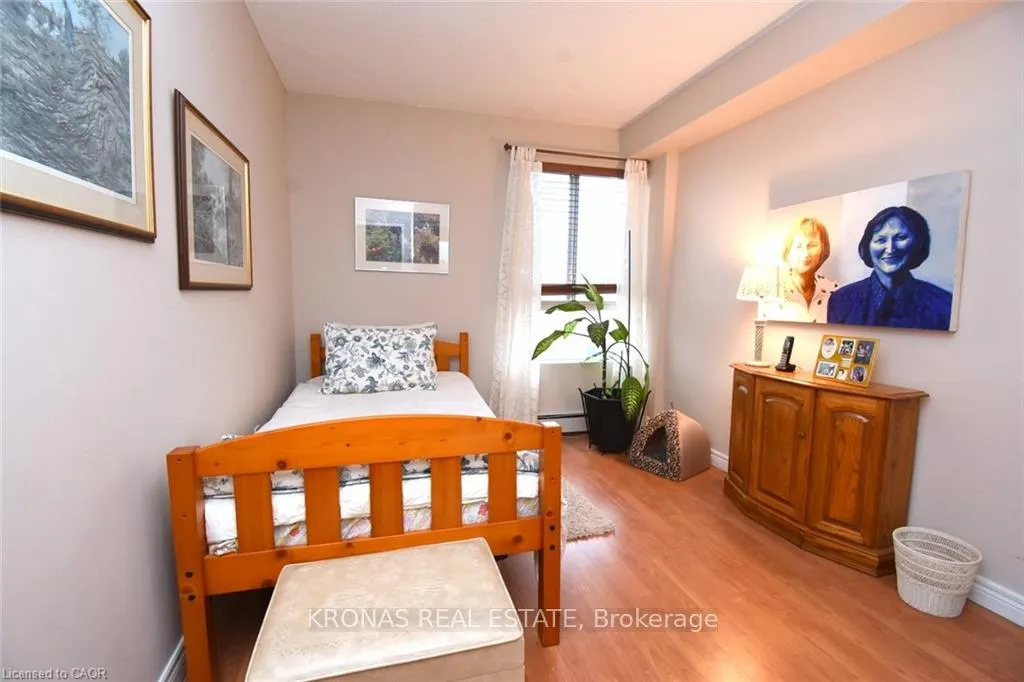 Photo 26 of Unit 206, 10 John Street, Hamilton, Dundas — HOMEH