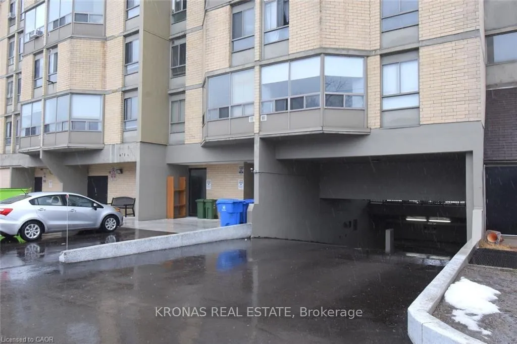 Photo 32 of Unit 206, 10 John Street, Hamilton, Dundas — HOMEH