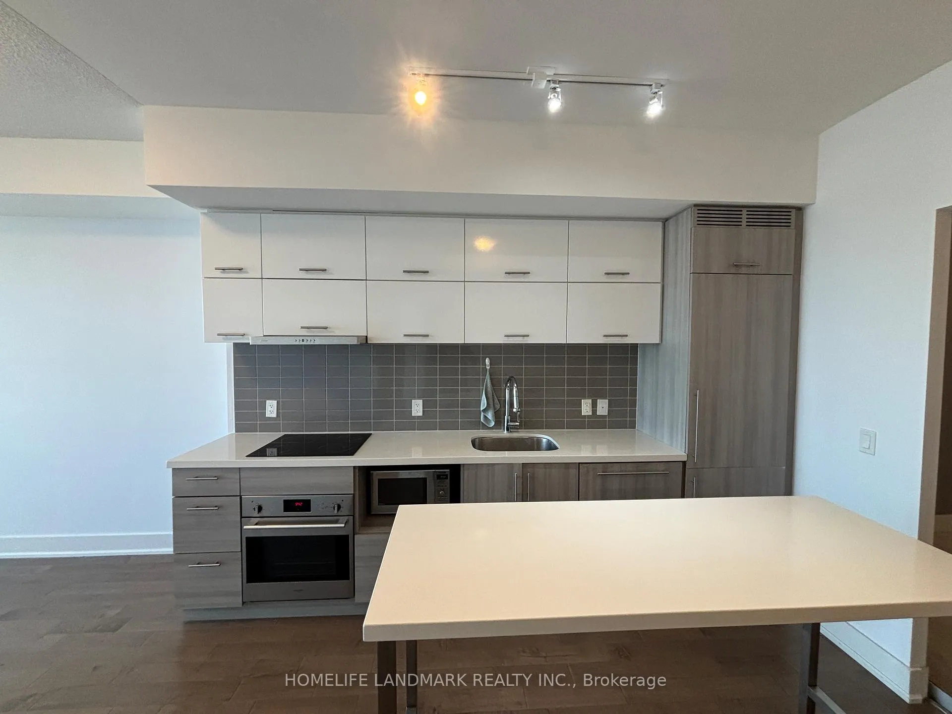 Photo 6 of Unit 1208, 8081 Birchmount Road, Markham, Unionville — HOMEH