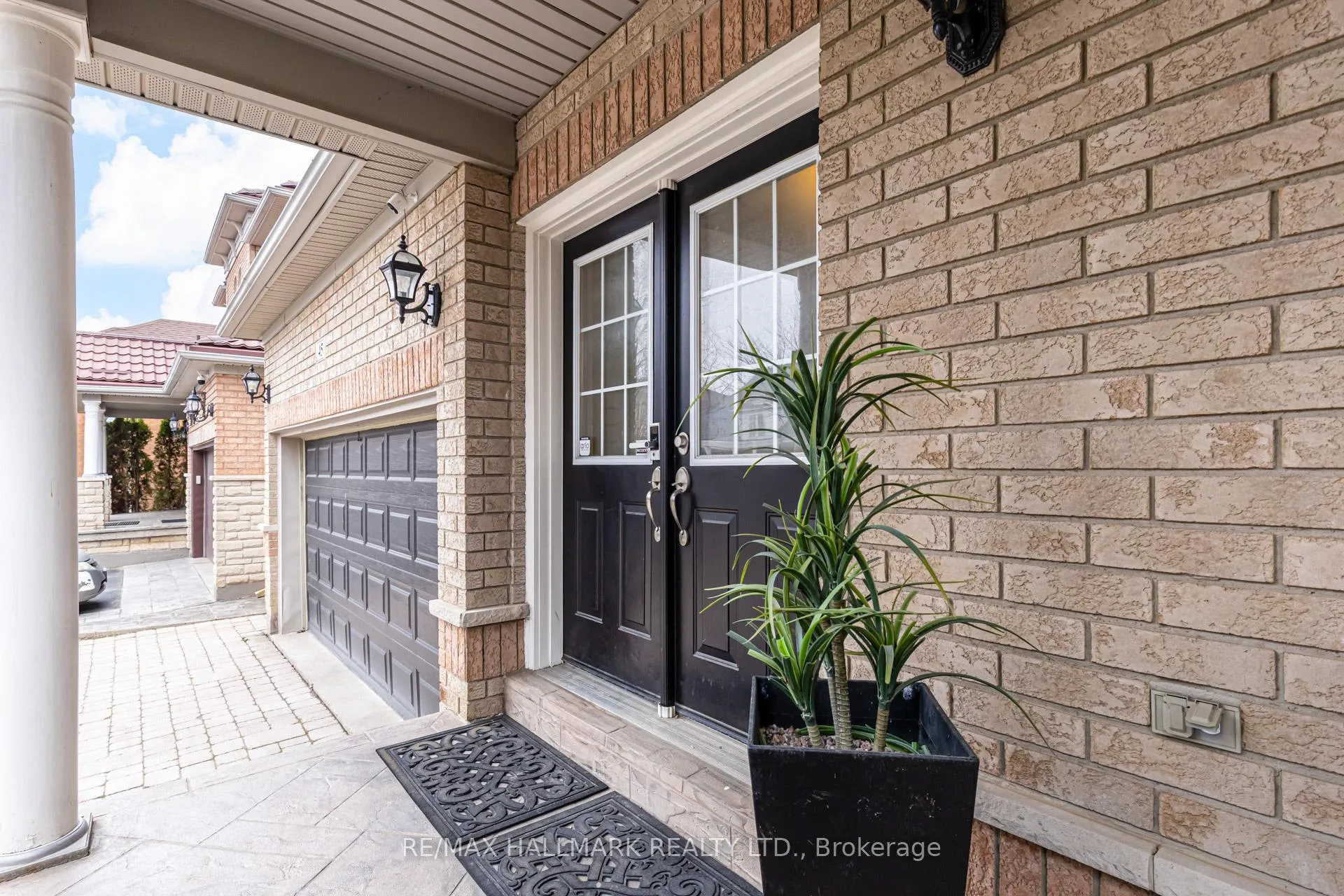 Photo 3 of Unit Main, 45 Oland Drive, Vaughan, Vellore Village — HOMEH