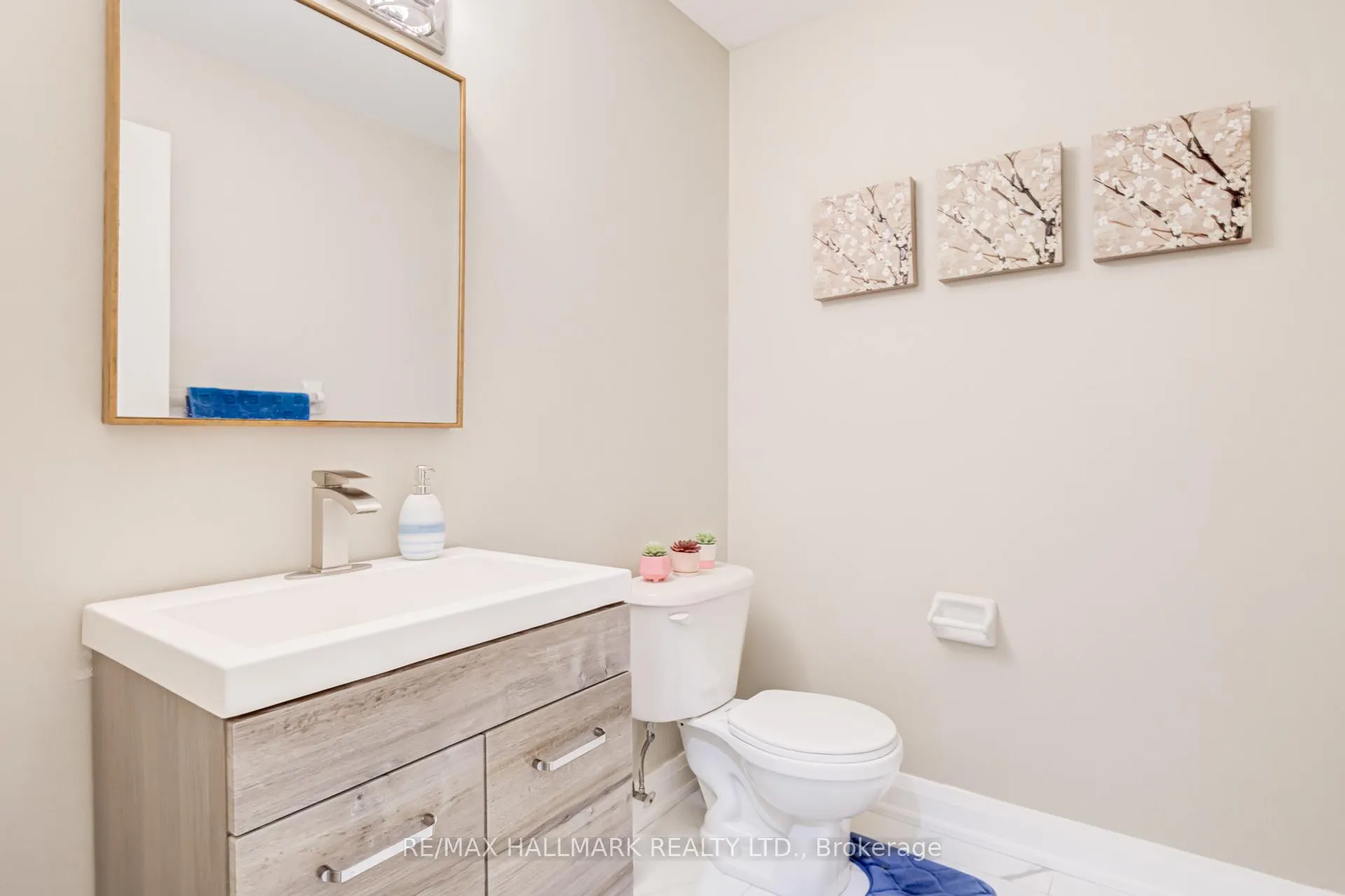 Photo 10 of Unit Main, 45 Oland Drive, Vaughan, Vellore Village — HOMEH