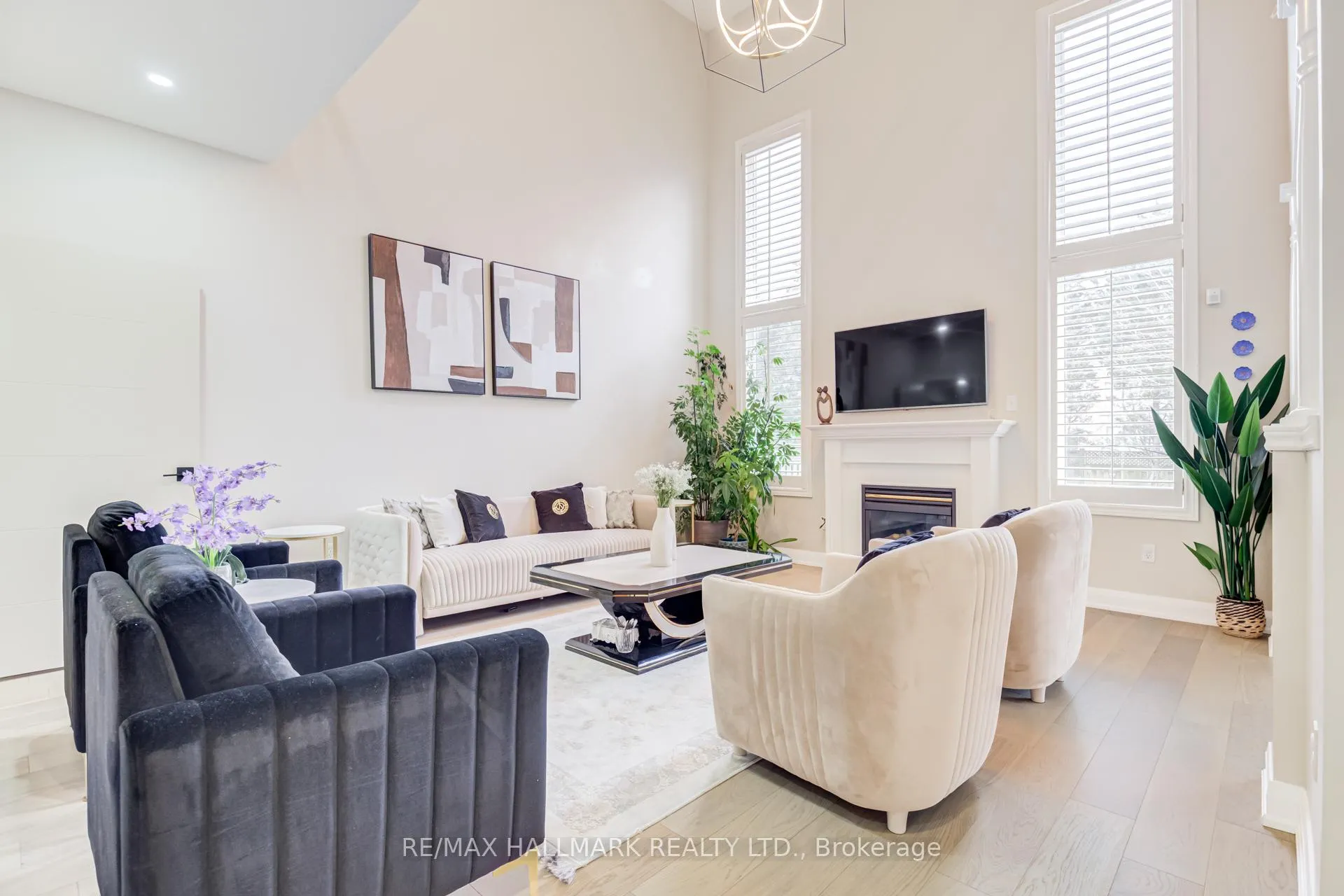 Photo 12 of Unit Main, 45 Oland Drive, Vaughan, Vellore Village — HOMEH