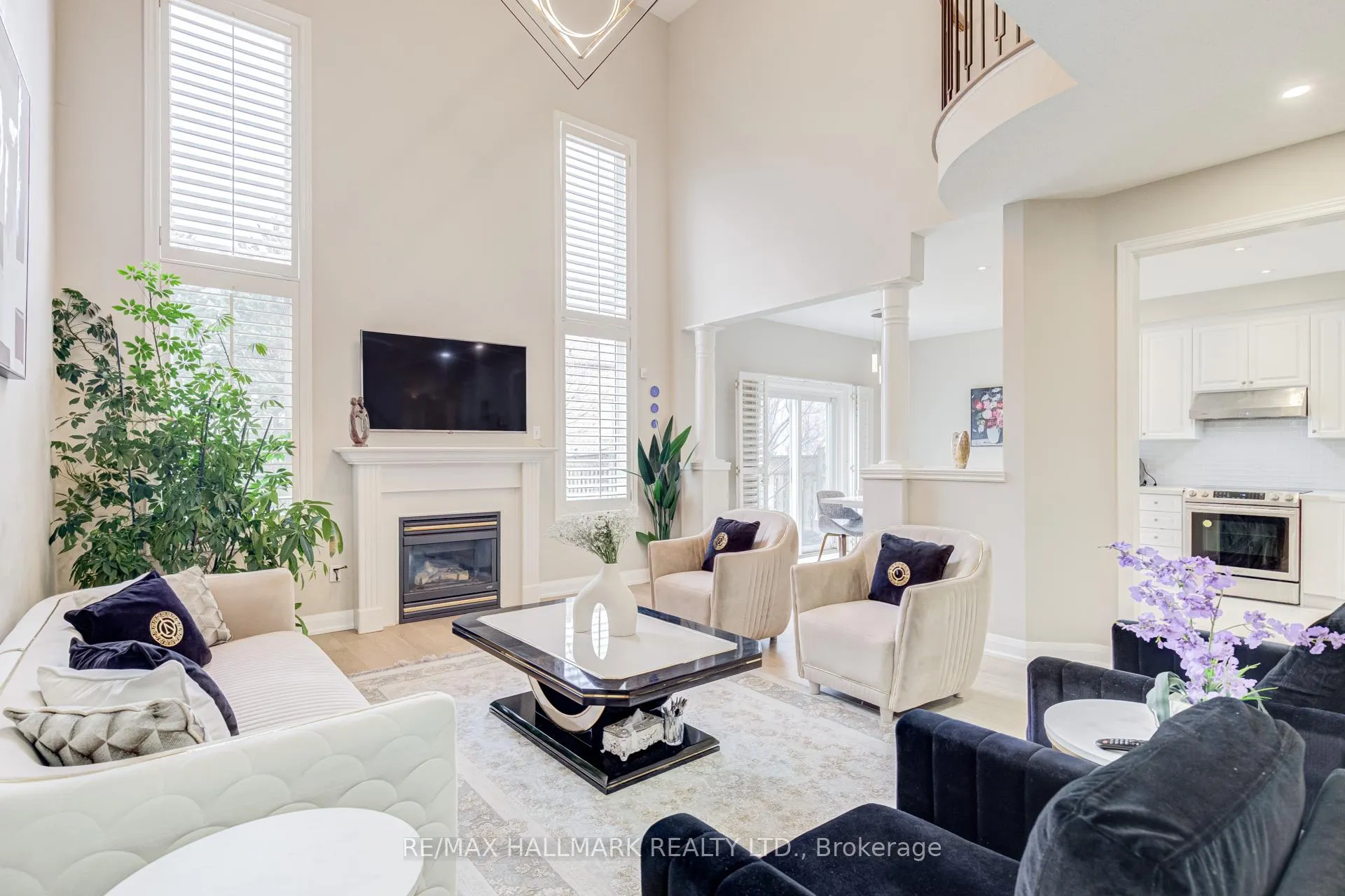 Photo 13 of Unit Main, 45 Oland Drive, Vaughan, Vellore Village — HOMEH