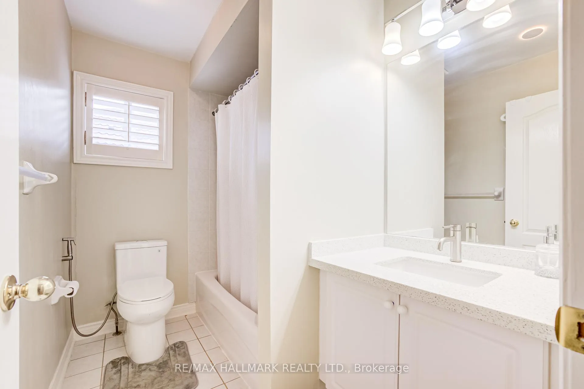 Photo 31 of Unit Main, 45 Oland Drive, Vaughan, Vellore Village — HOMEH