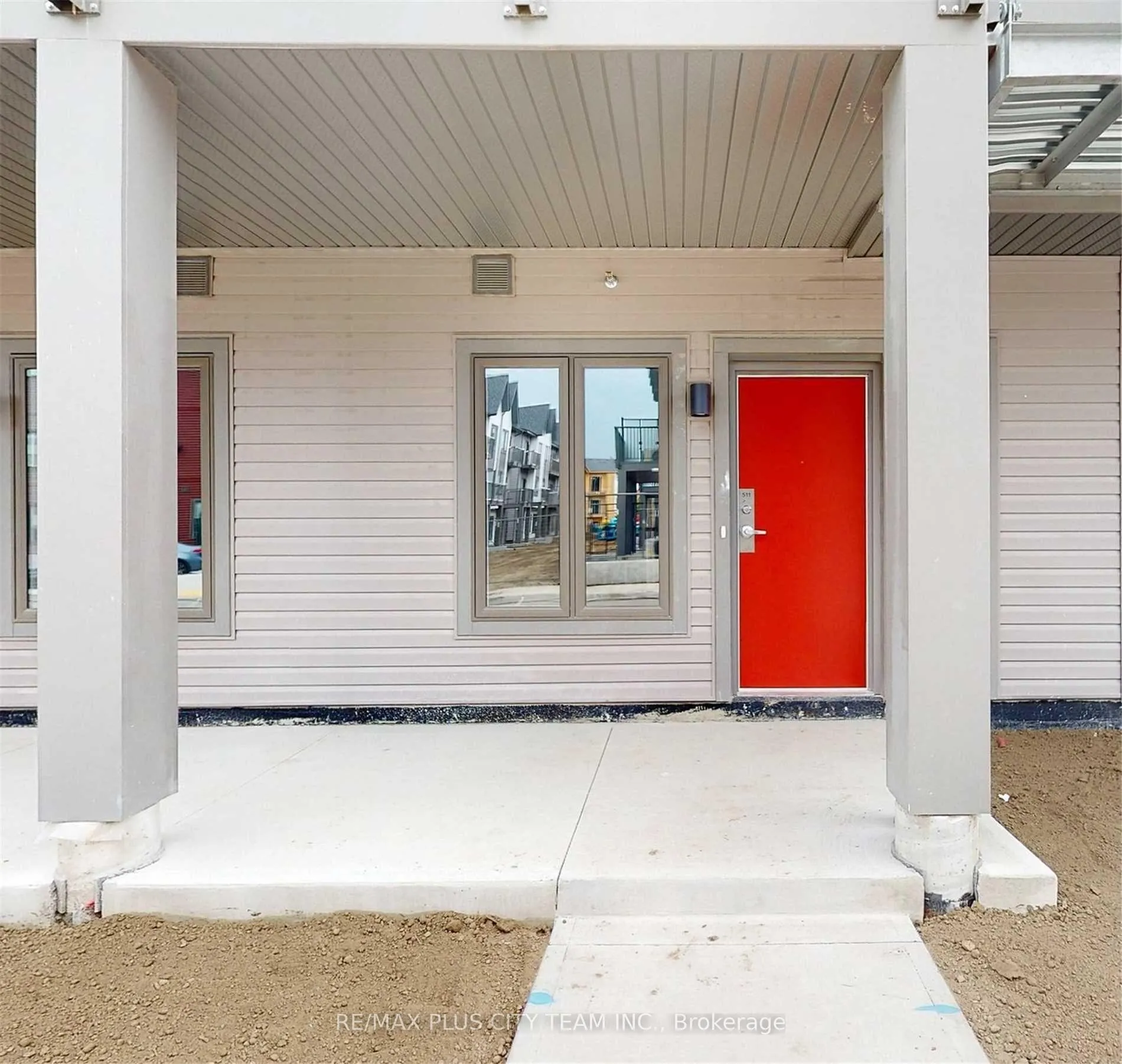 Front of Unit 511, 2635 William Jackson Drive