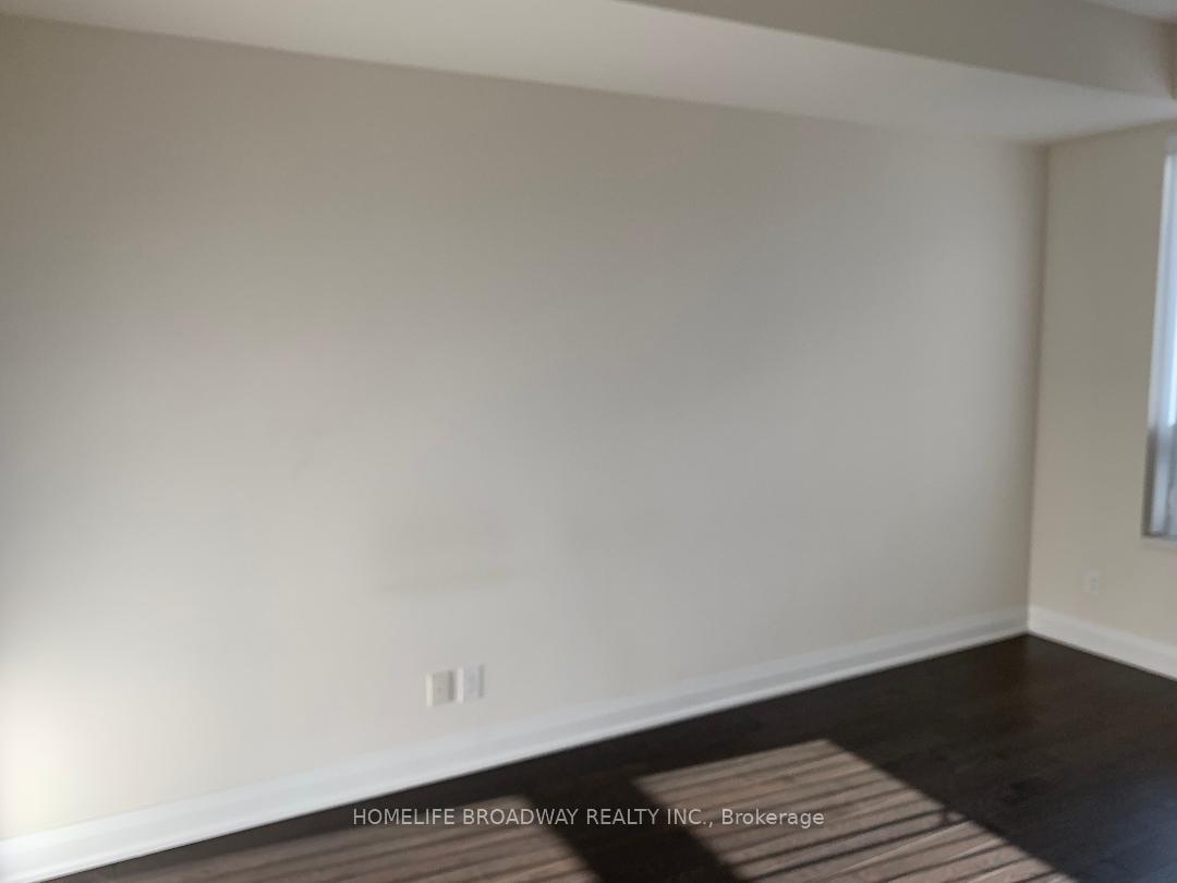 Photo 8 of Unit 327, 28 Uptown Drive, Markham, Unionville — HOMEH