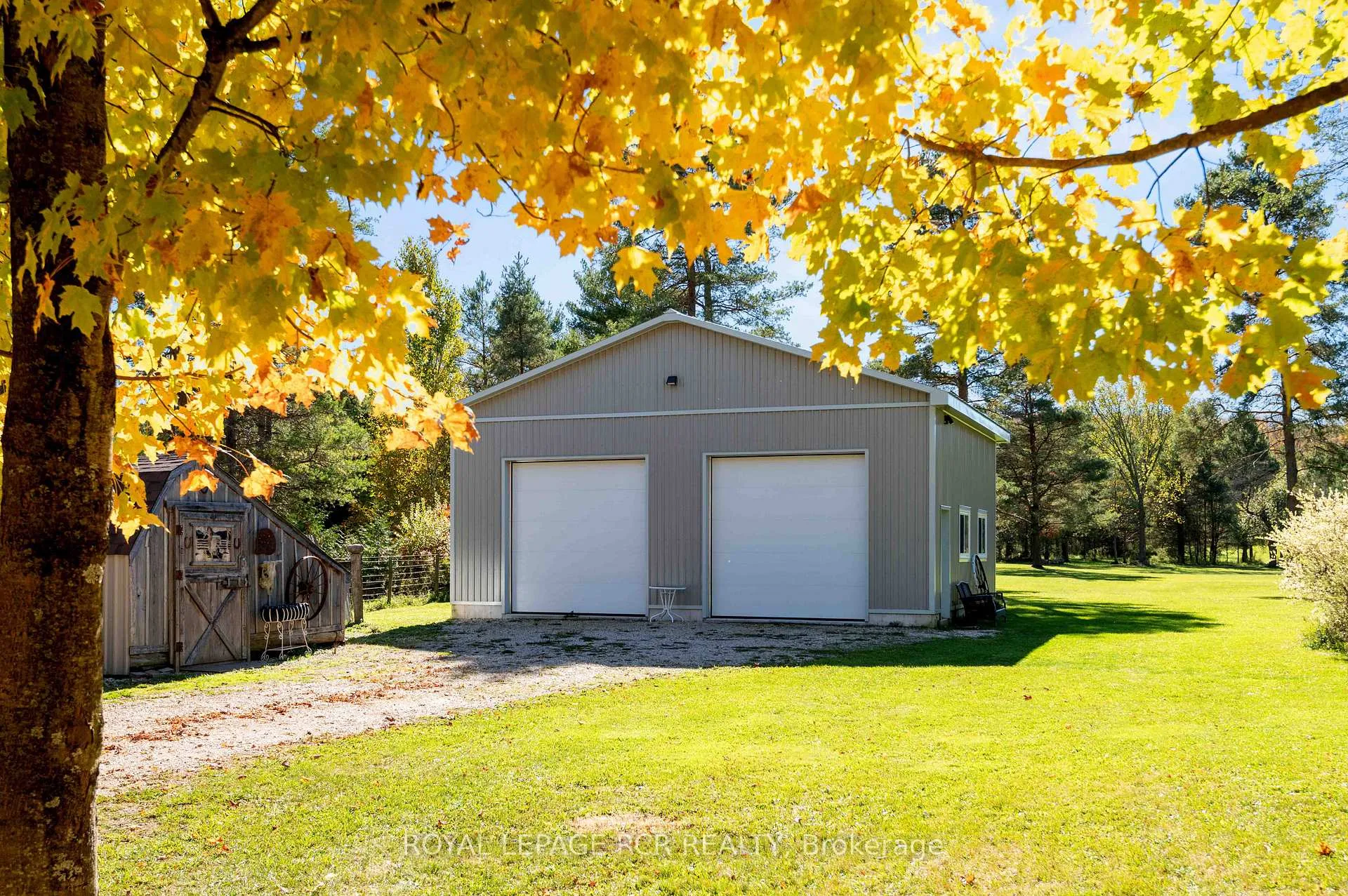 Photo 3 of 736242 West Back Line, Chatsworth — HOMEH