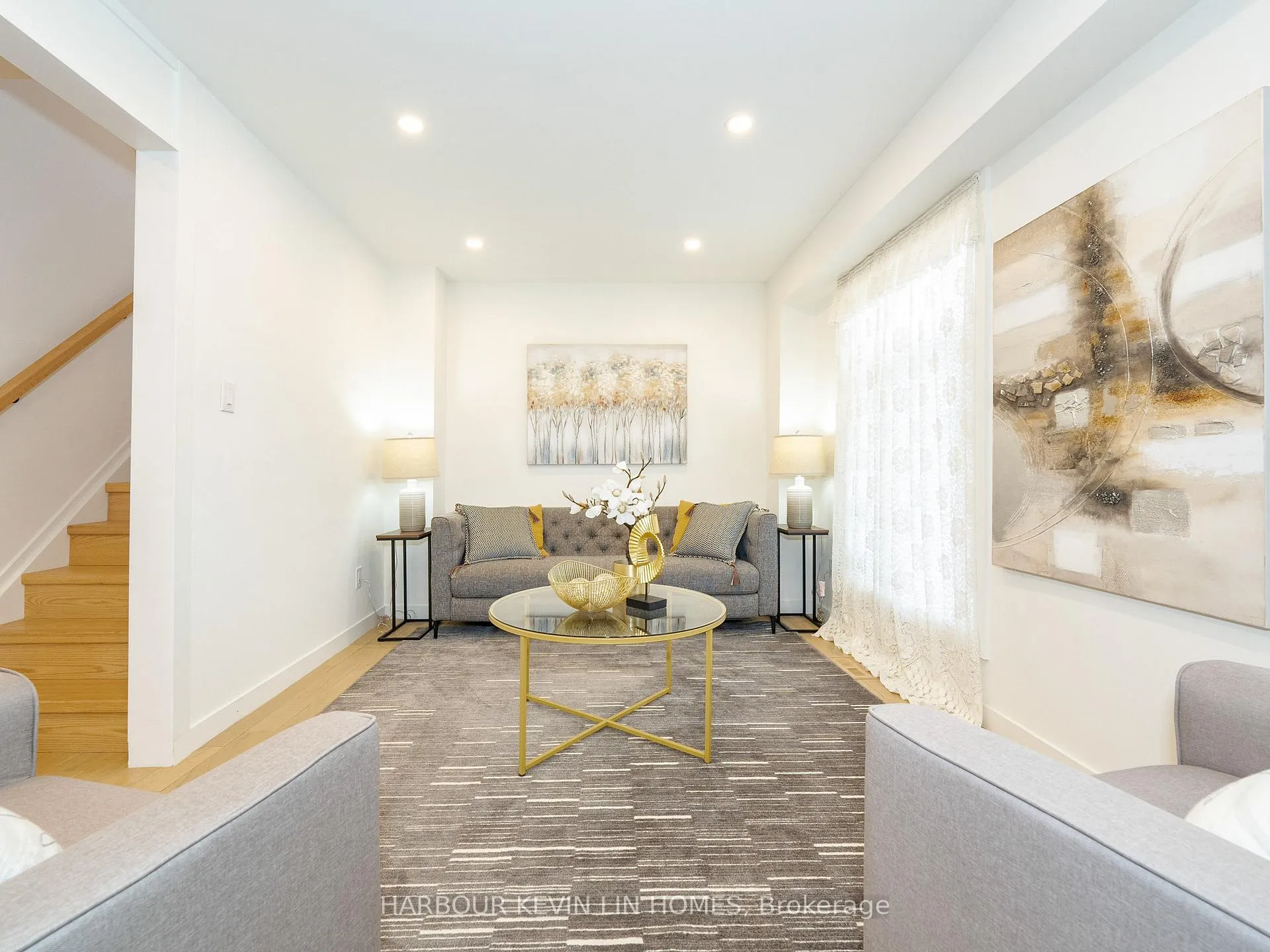 Photo 6 of 7 Cossar Drive, Aurora, Aurora Highlands — HOMEH